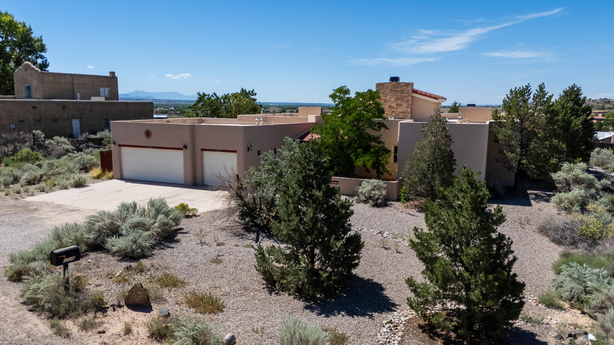 5716 Rio Arriba Road, Rio Rancho, New Mexico image 3