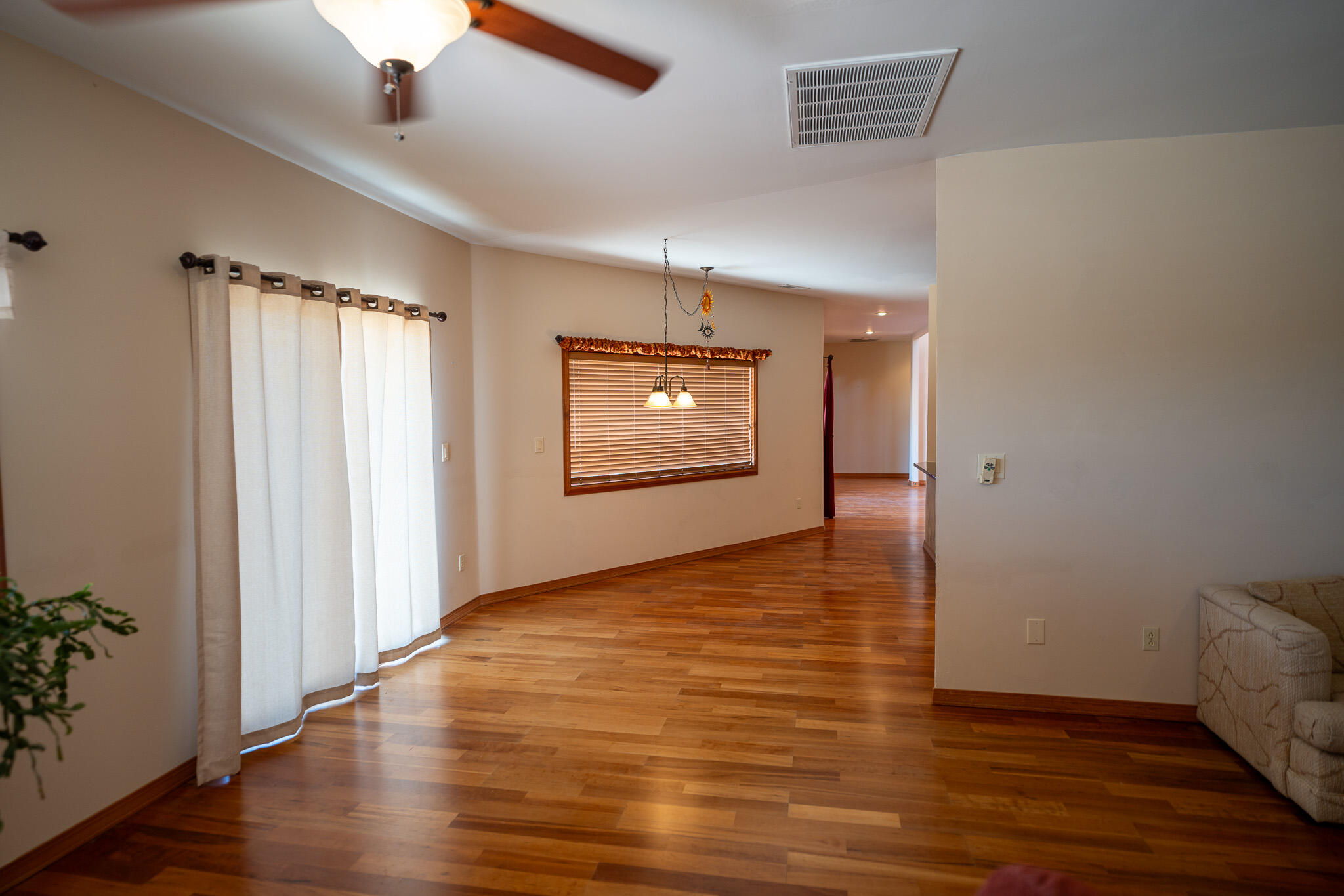 5716 Rio Arriba Road, Rio Rancho, New Mexico image 31