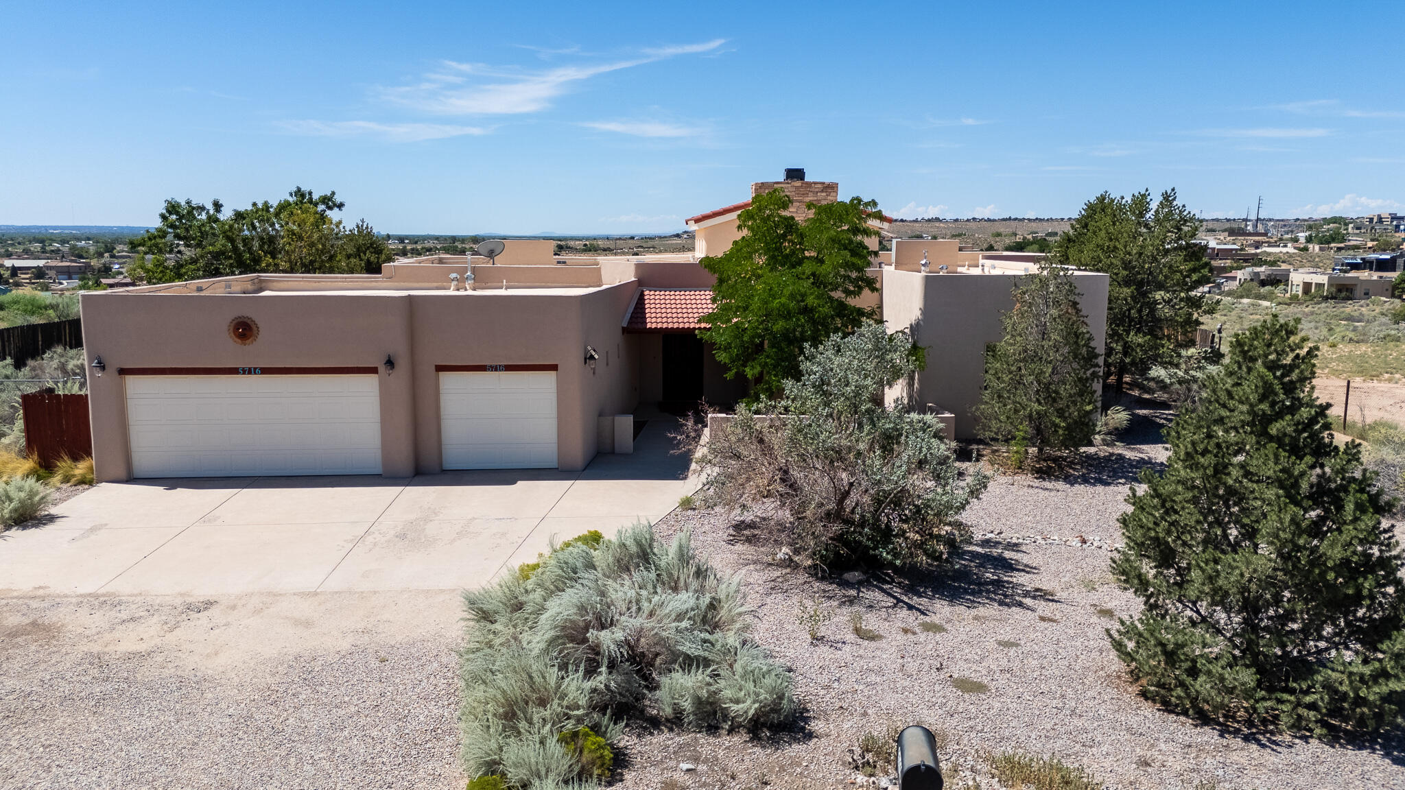 5716 Rio Arriba Road, Rio Rancho, New Mexico image 1