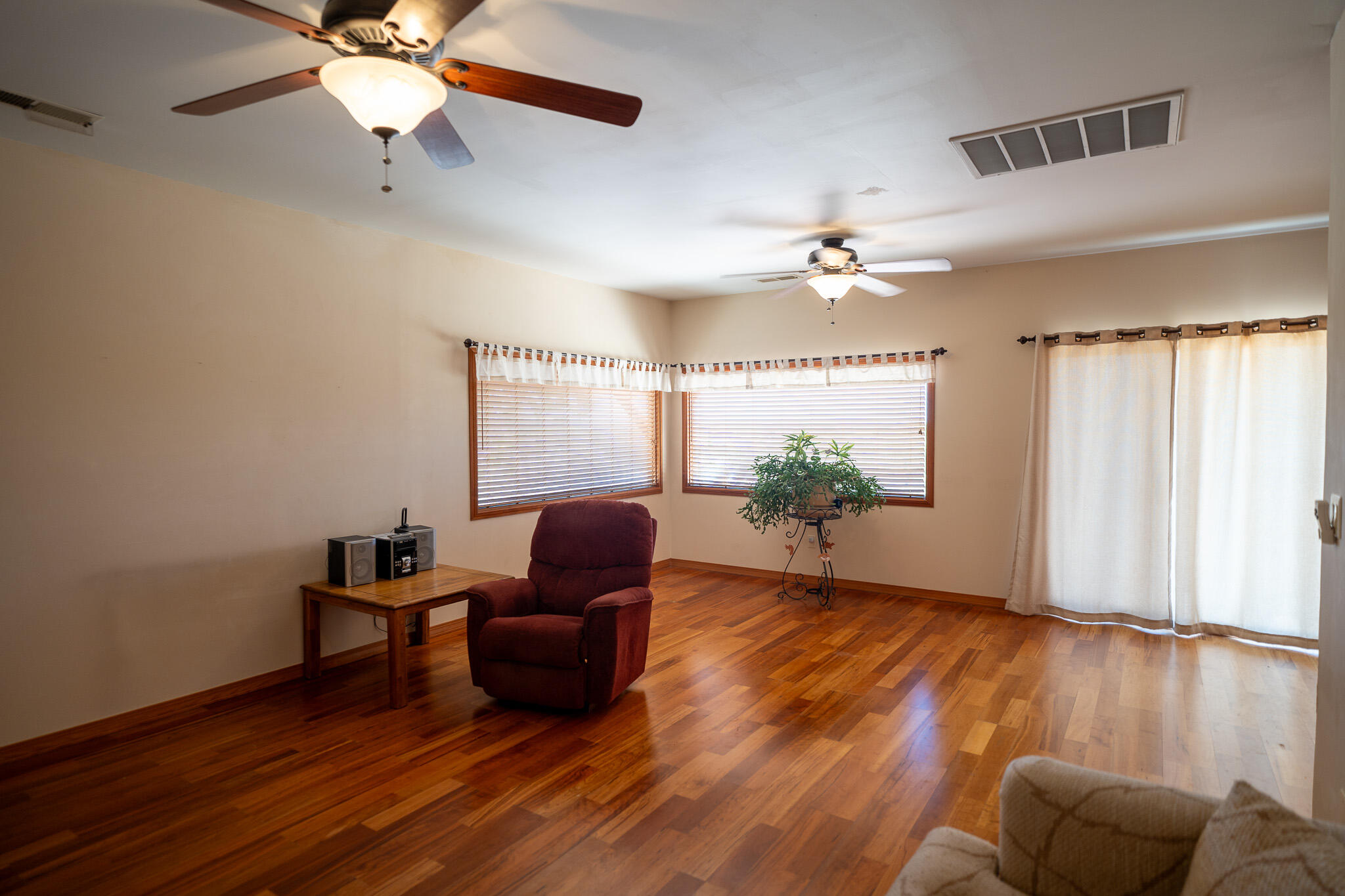 5716 Rio Arriba Road, Rio Rancho, New Mexico image 32