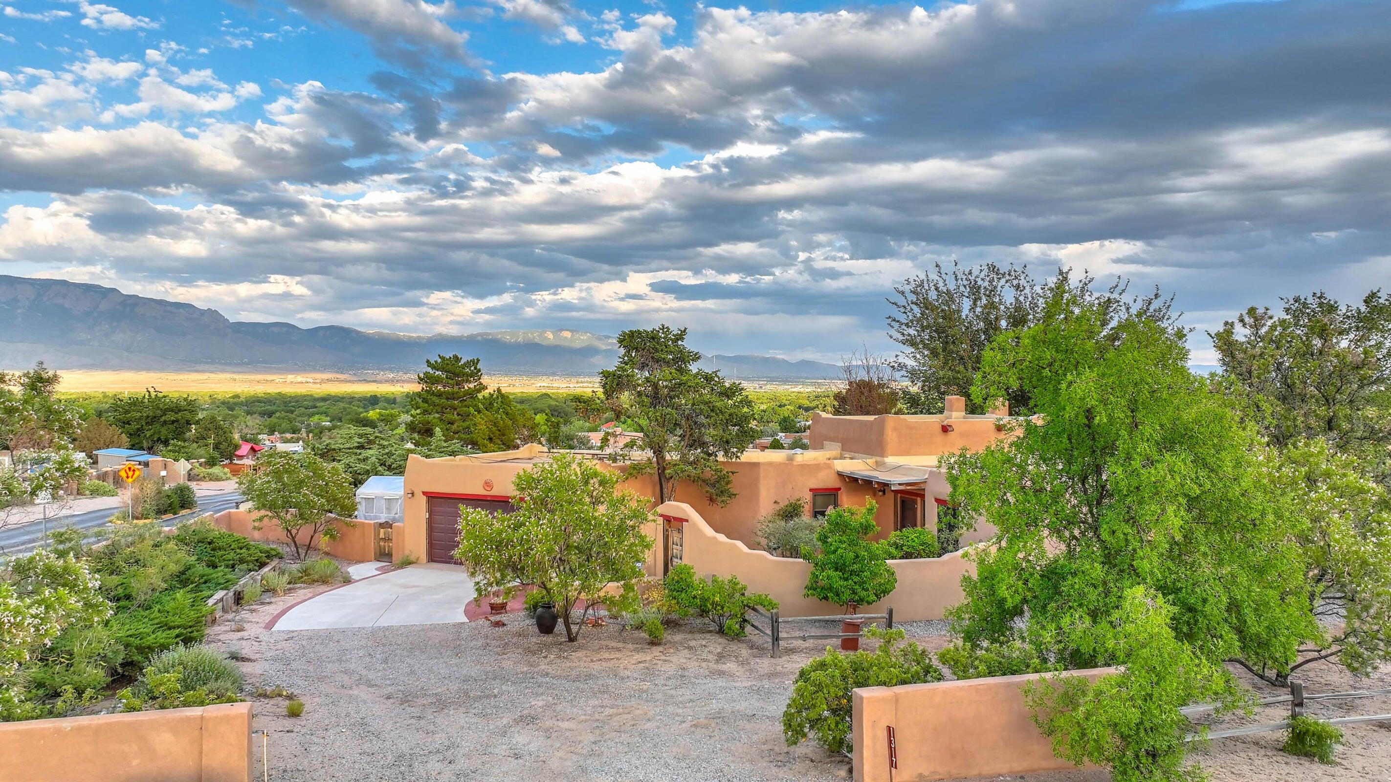 1317 W Meadowlark Lane, Corrales, New Mexico image 13