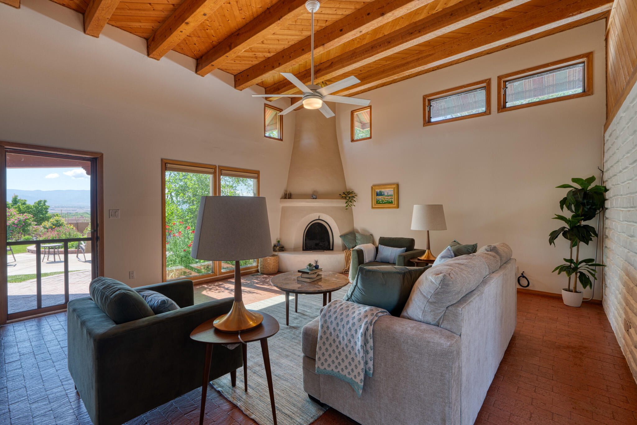 1317 W Meadowlark Lane, Corrales, New Mexico image 6