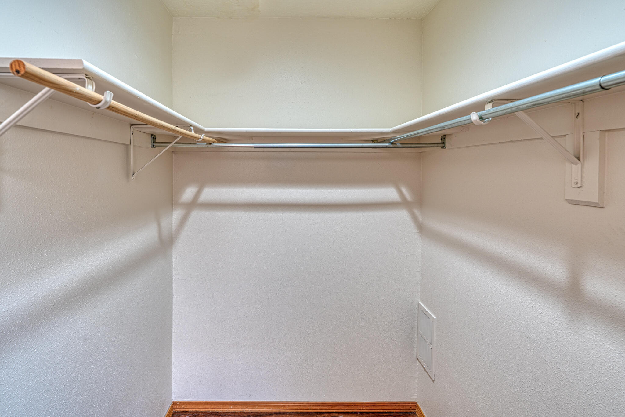 1317 W Meadowlark Lane, Corrales, New Mexico image 32
