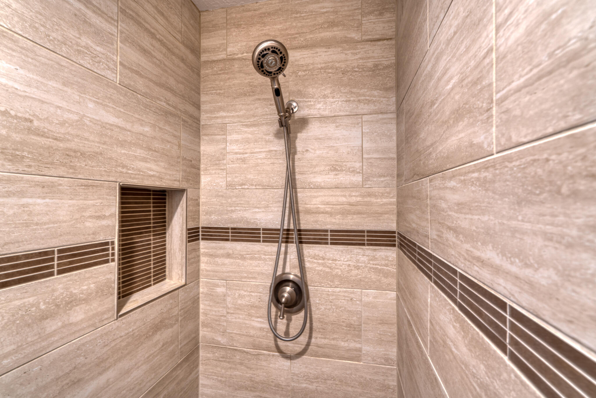 1317 W Meadowlark Lane, Corrales, New Mexico image 31