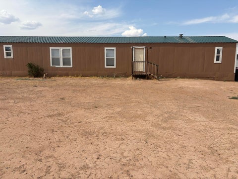 Mobile Home For Sale - 35 Barela Road<br/> Los Lunas, NM 87031