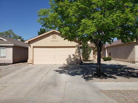 Photo of 631 Vista Luna Lane SW, Albuquerque, NM 87121 (MLS # 1103247)