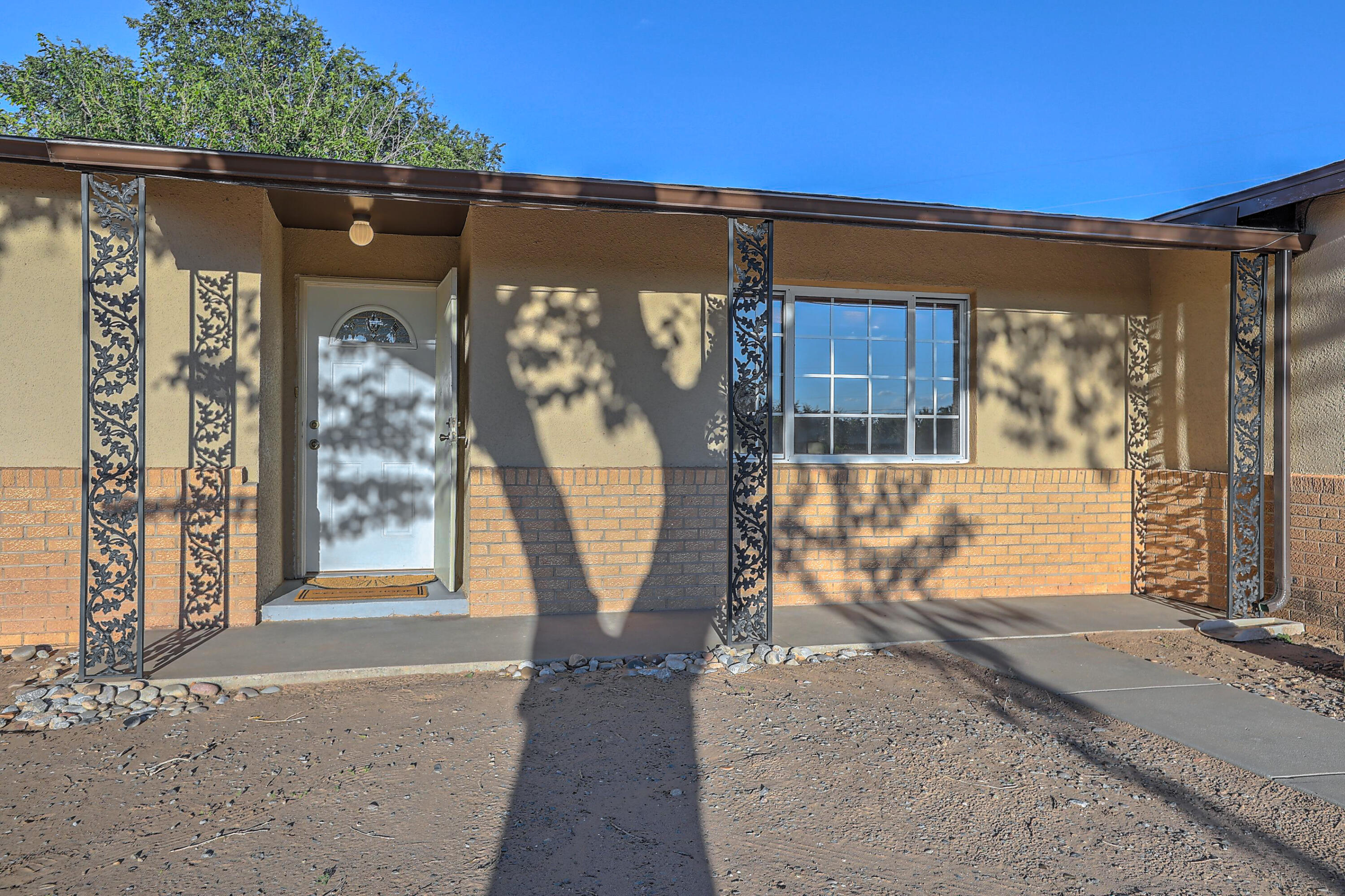 5416 Cresswell Road, Albuquerque, New Mexico image 2