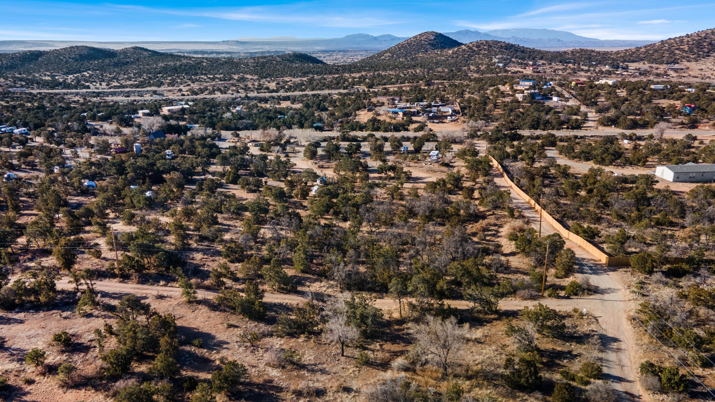 16 Apache Creek Road, Santa Fe, New Mexico image 12