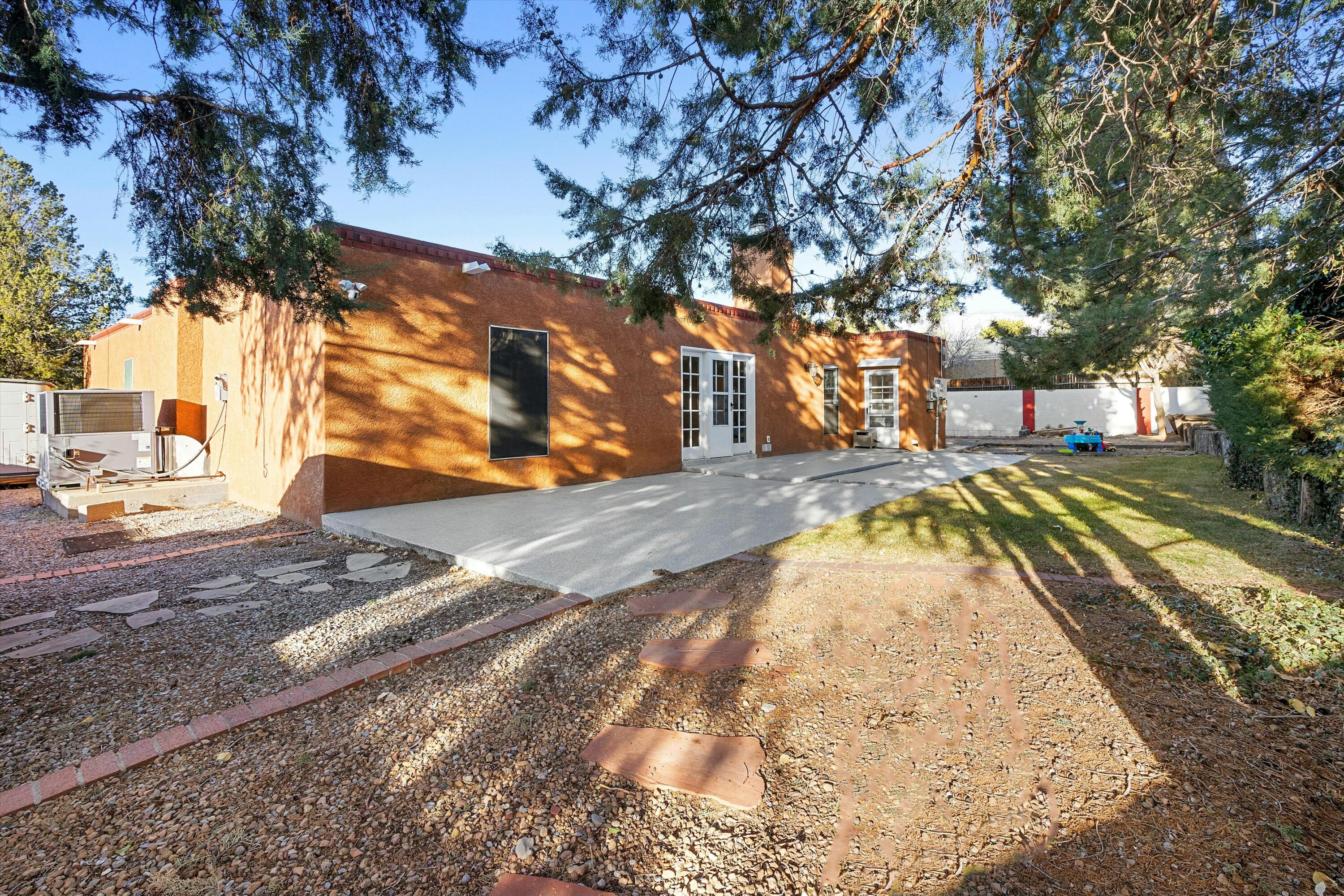 8328 Cherry Hills Drive, Albuquerque, New Mexico image 41