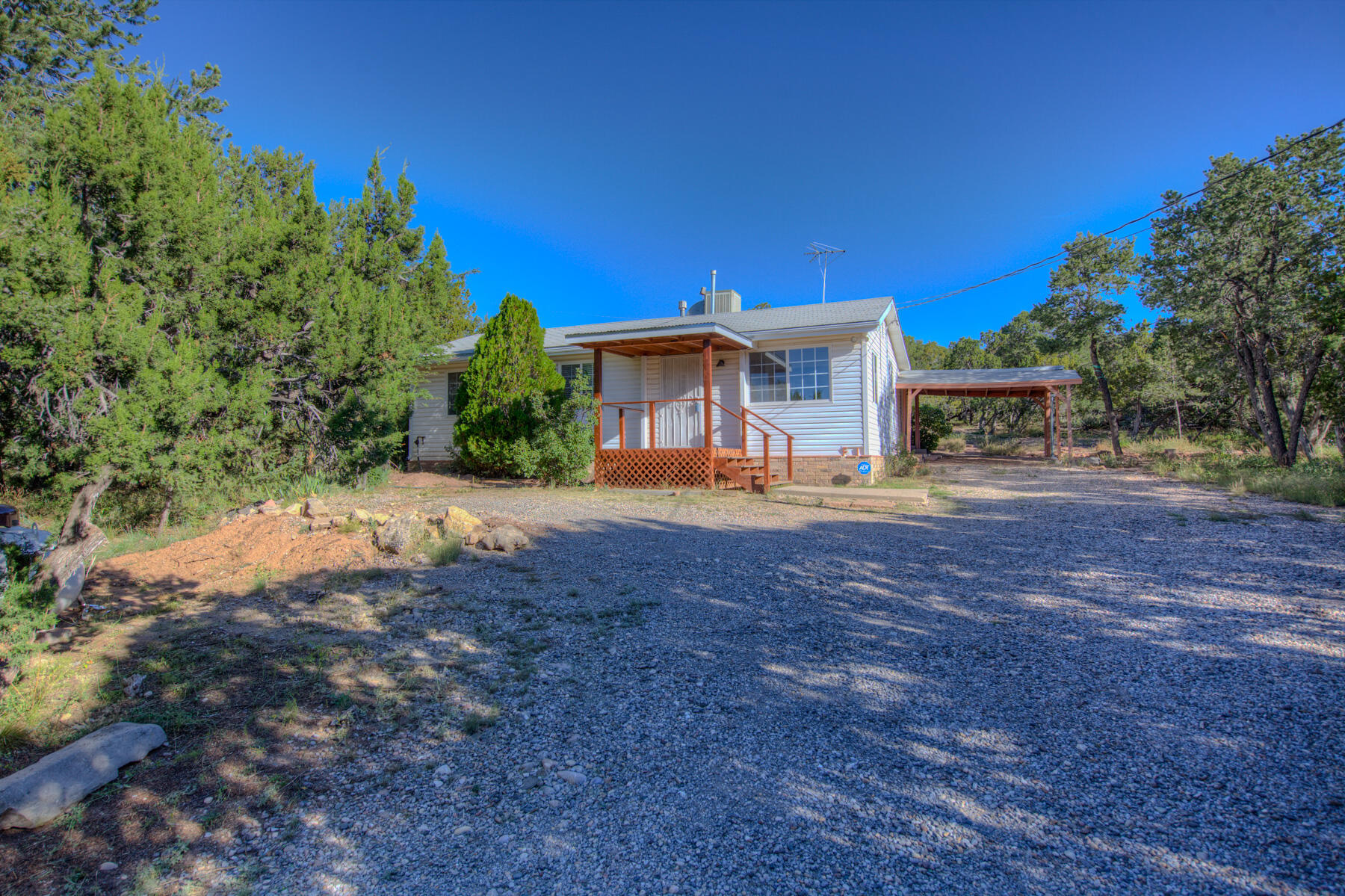 275 Sedillo Hill Road, Tijeras, New Mexico image 2