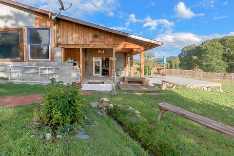 Photo of 64 PICURIS Road, Vadito, NM 87579 (MLS # 1071393)