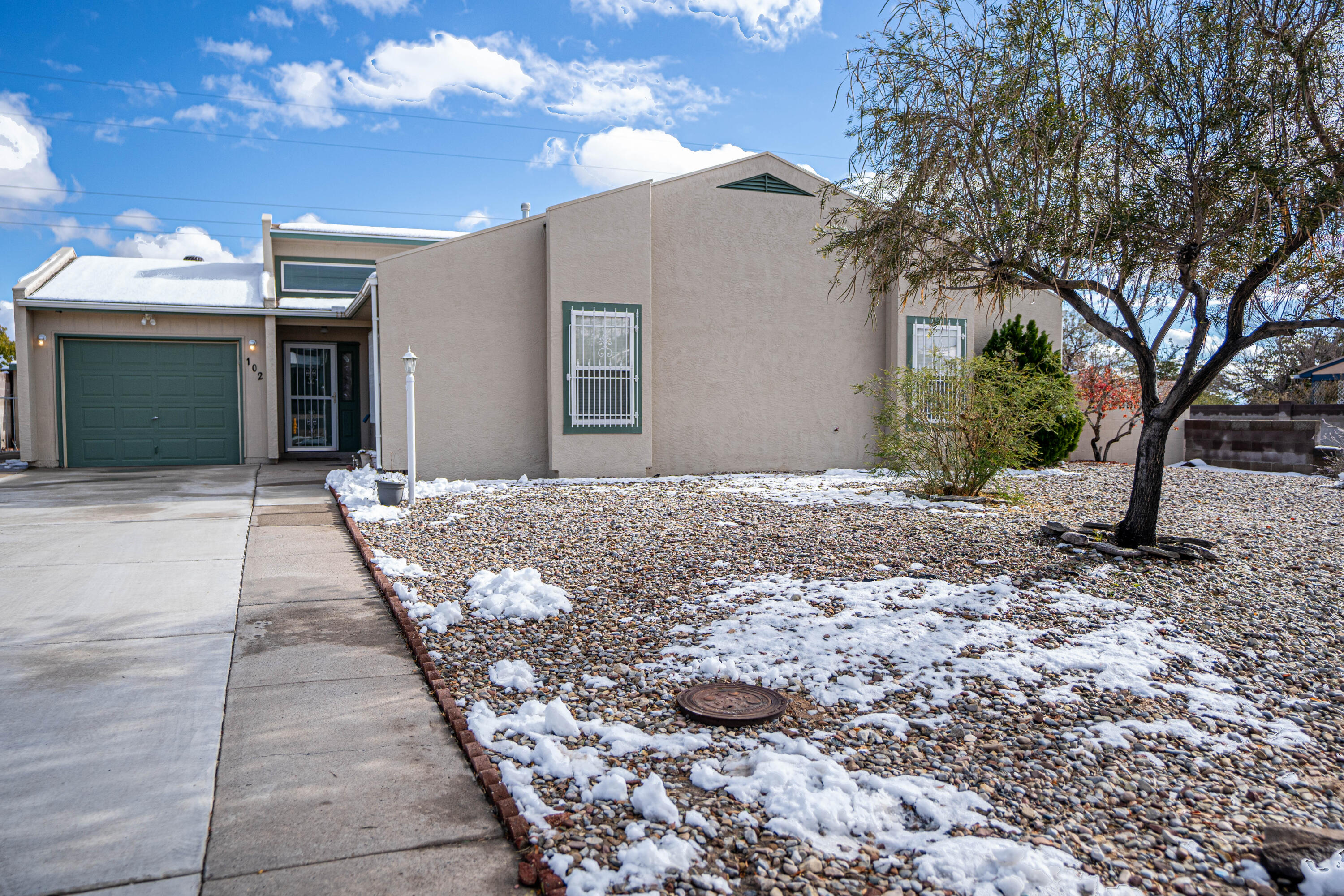 102 Spring Road, Rio Rancho, New Mexico image 1