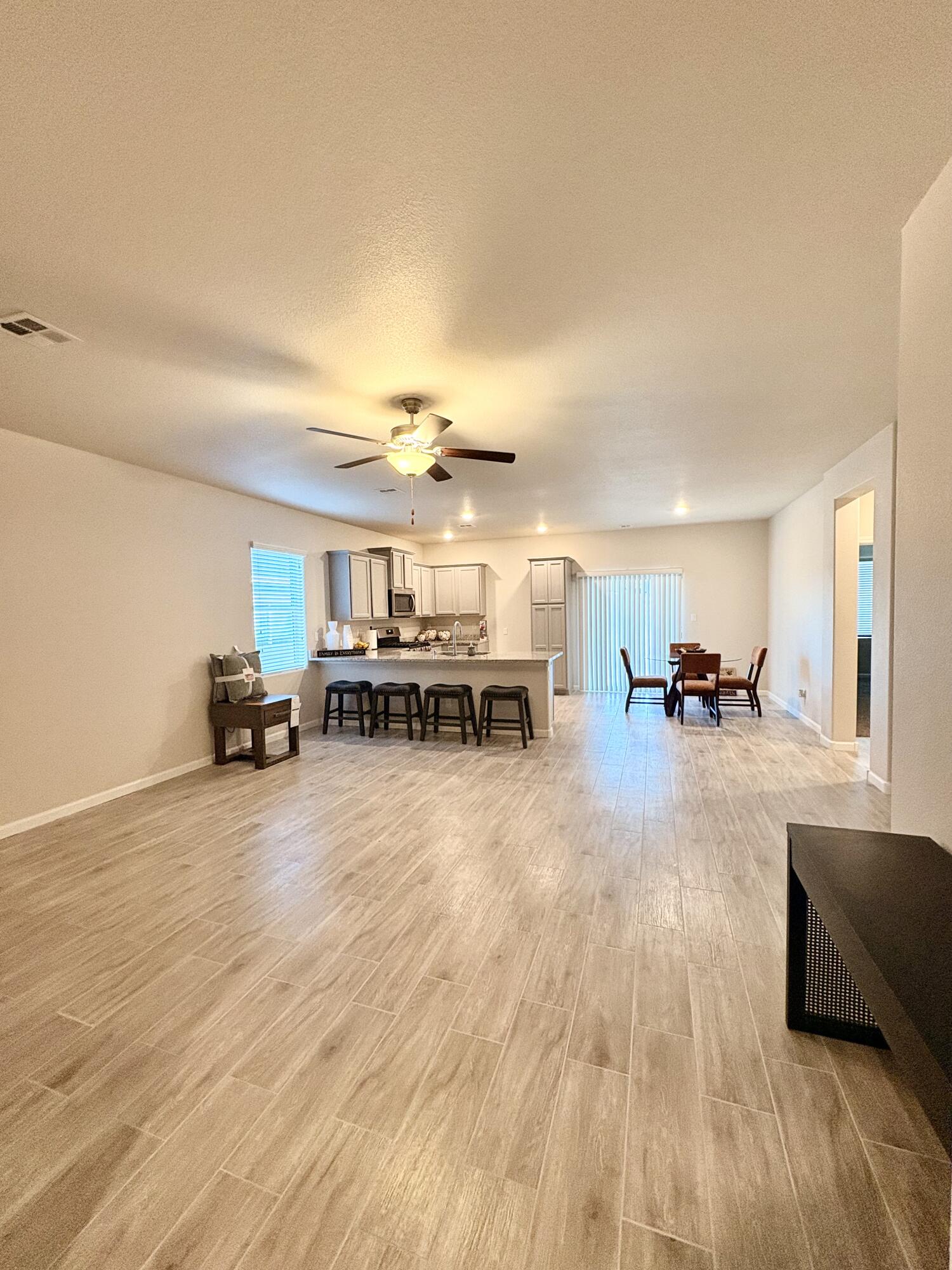 3409 Oregon Trail Road NE