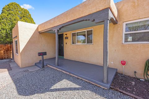 Photo of 1224 Vassar Drive NE, Albuquerque, NM 87106 (MLS # 1097479)
