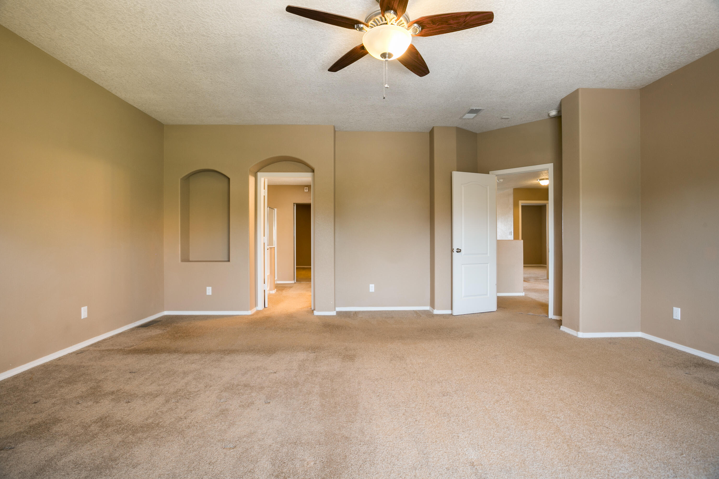 2123 Cortina Loop, Rio Rancho, New Mexico image 4