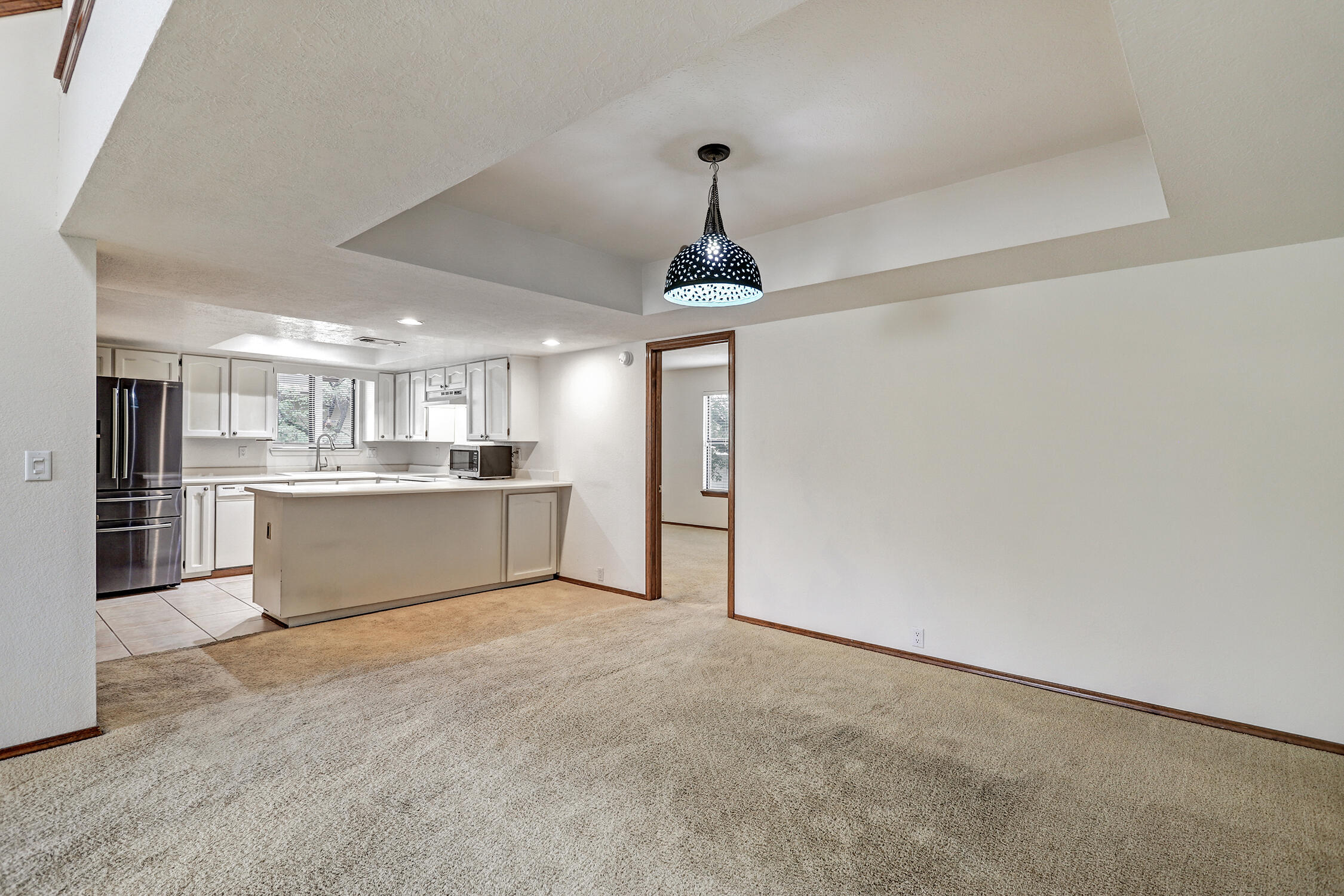 10713 Griffith Park Drive NE