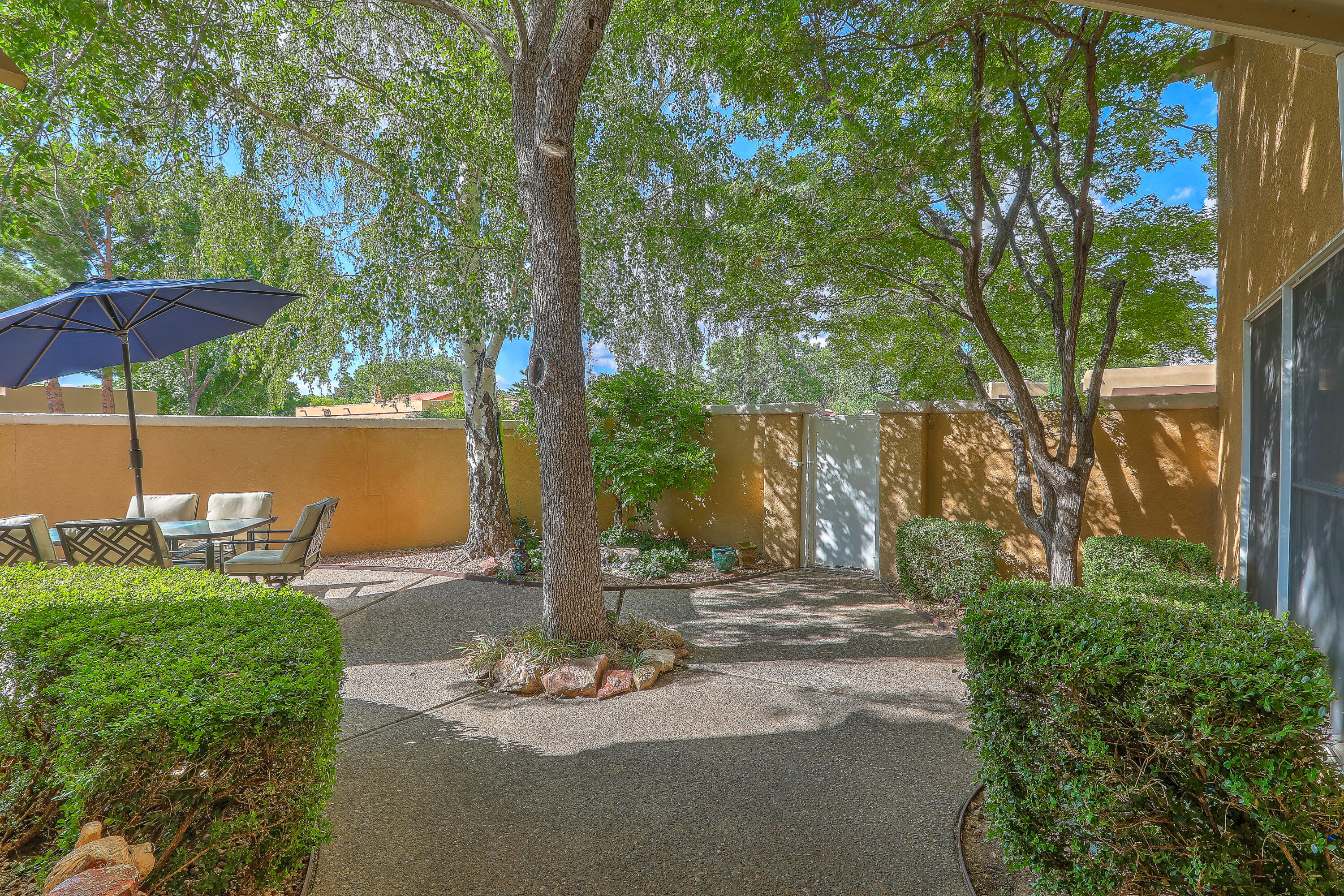 9600 MERION Circle NE