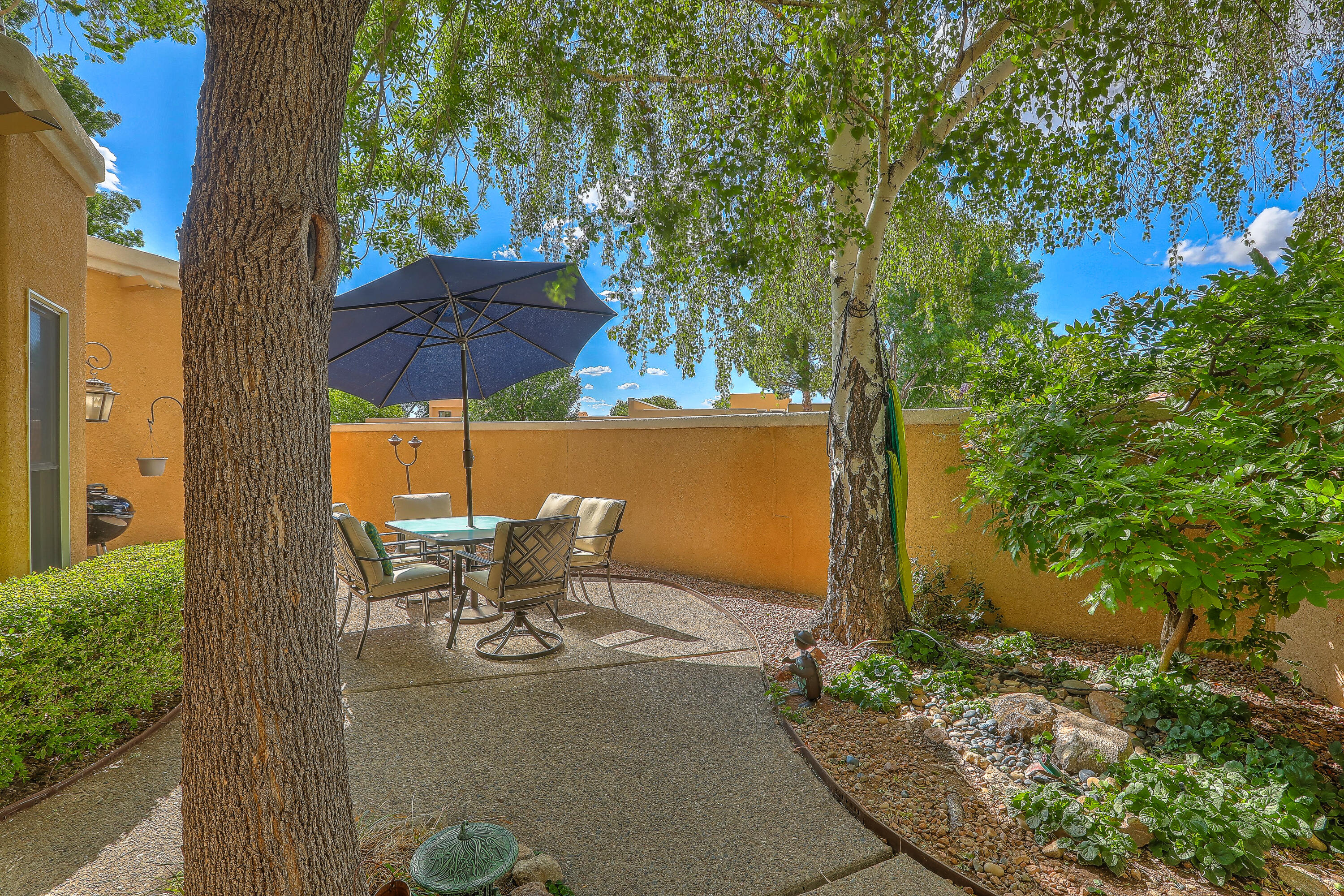 9600 MERION Circle NE