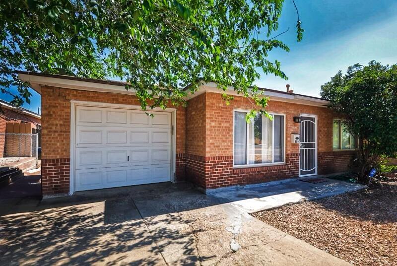9014 Candelaria Road, Albuquerque, New Mexico image 2