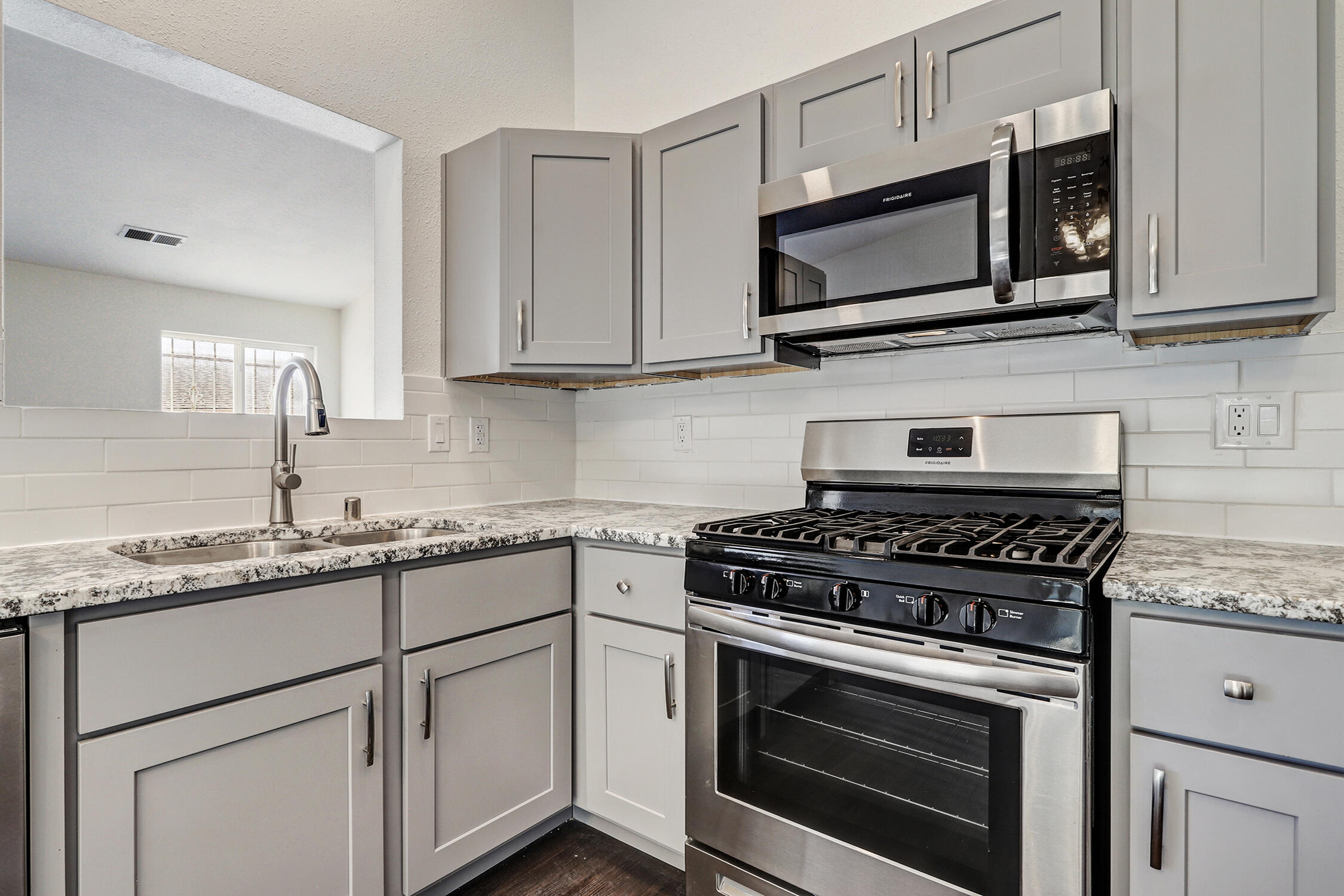 11609 Huron Court, Albuquerque, New Mexico image 2