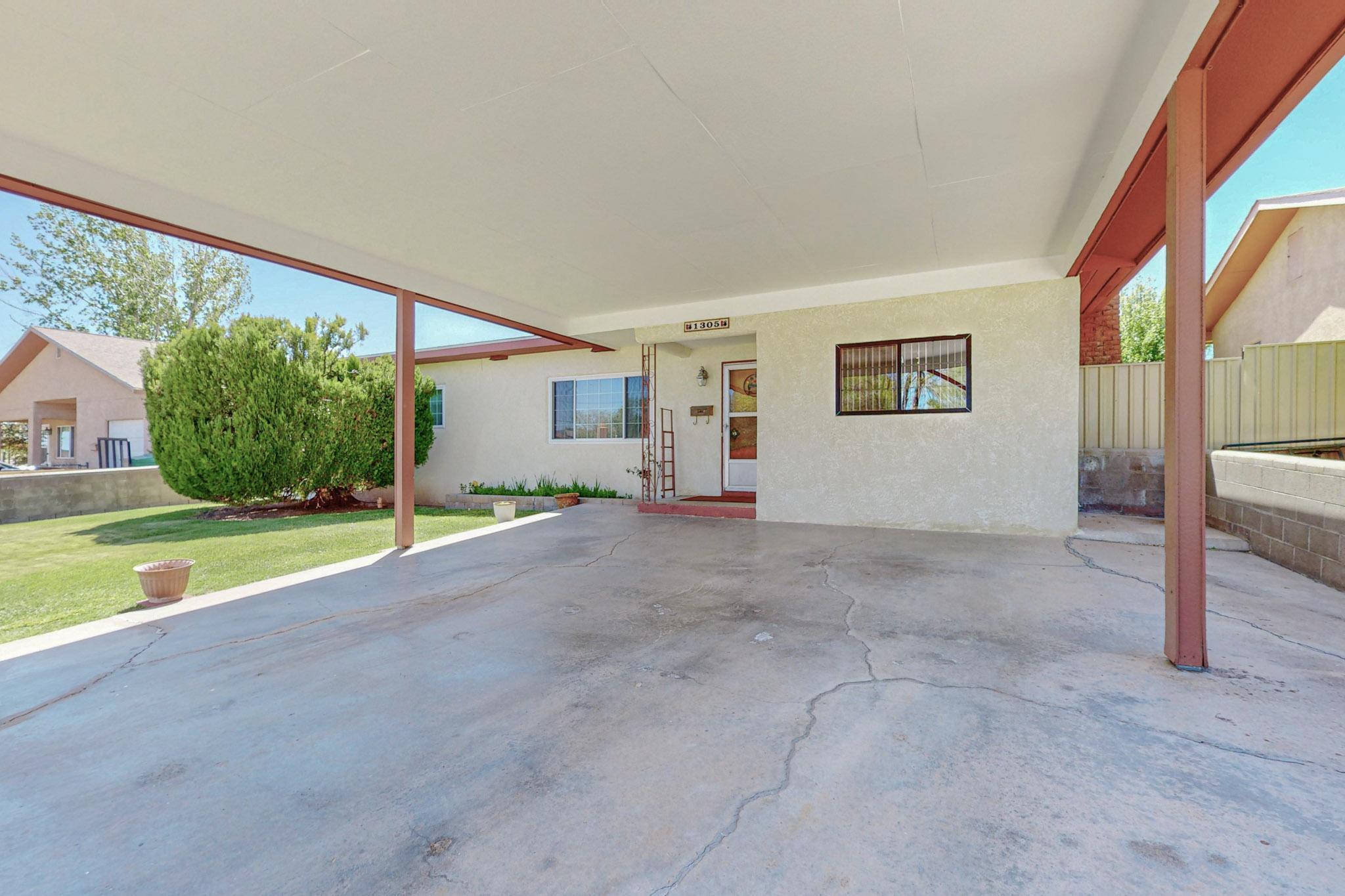 1305 2nd Street, Grants, New Mexico image 3