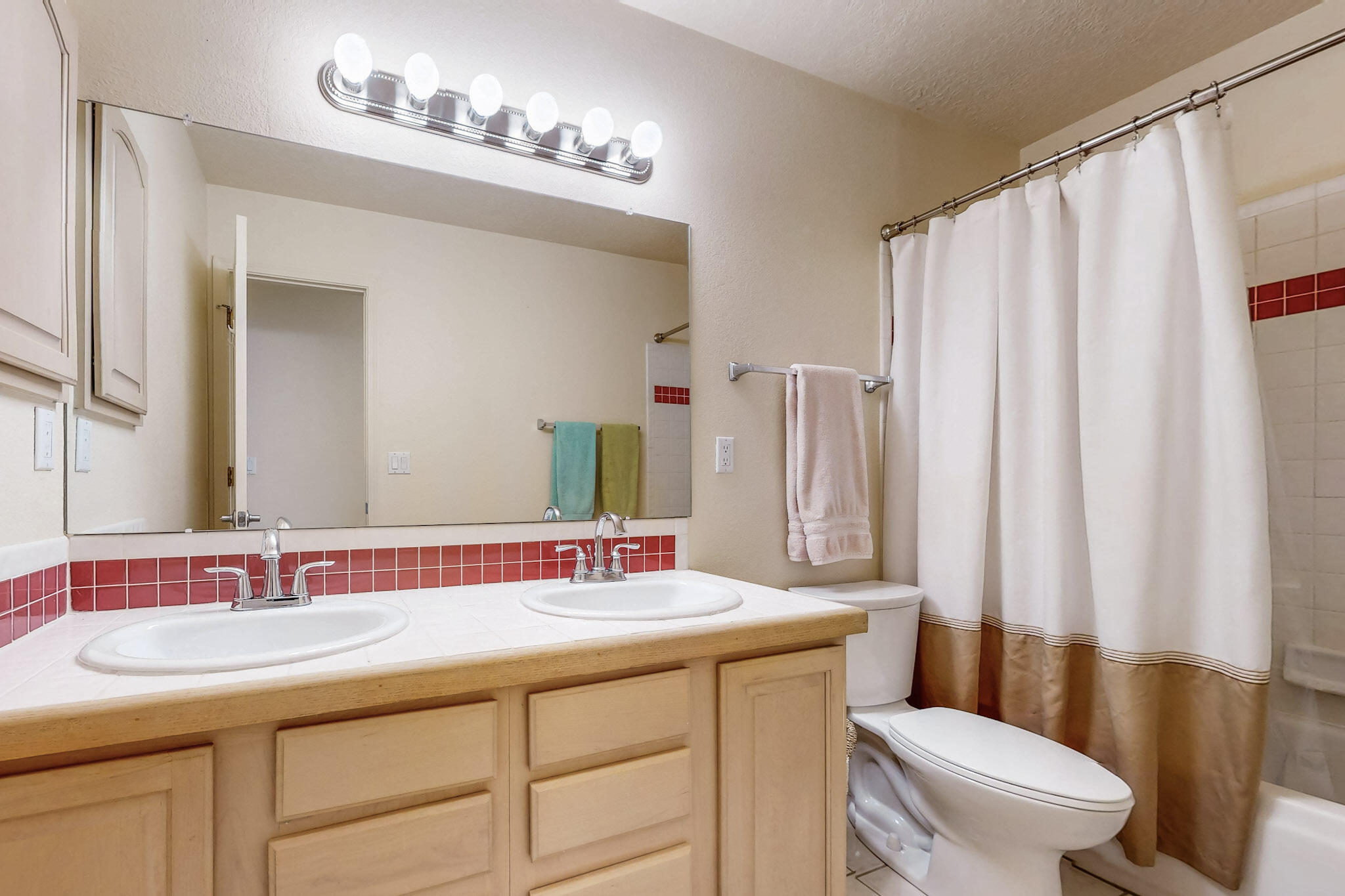 8608 Hampton Avenue, Albuquerque, New Mexico image 33