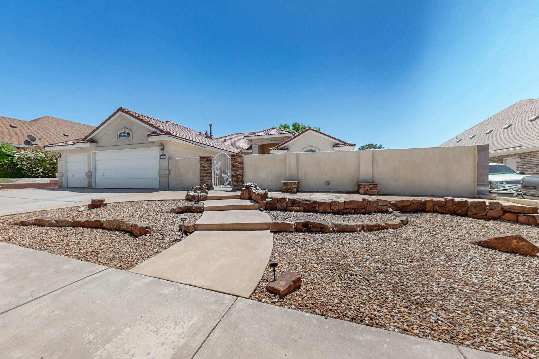 8608 Hampton Avenue, Albuquerque, New Mexico image 3