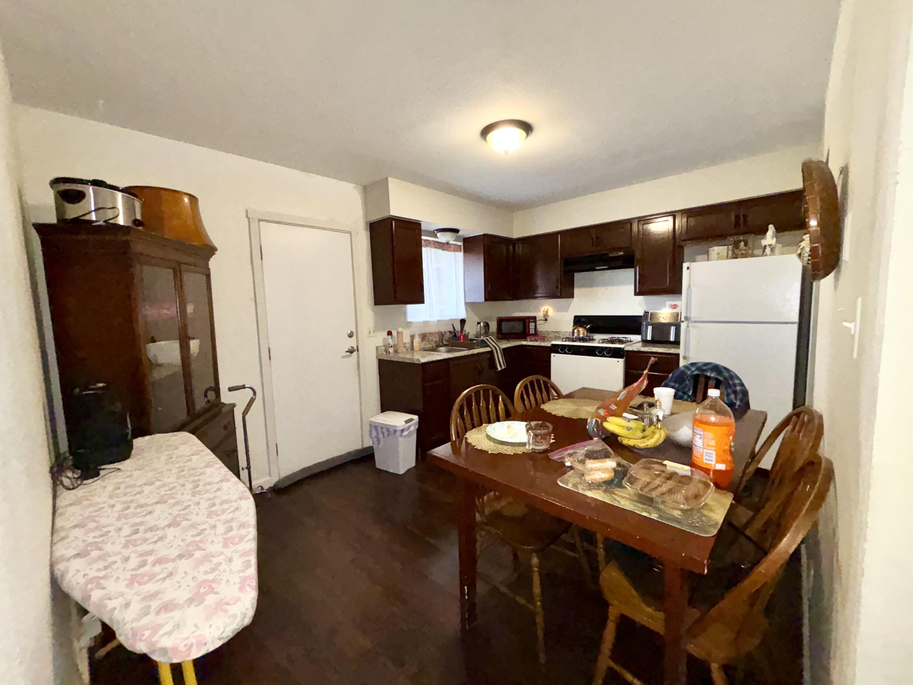 1345-1351 LOS LENTES Road NE