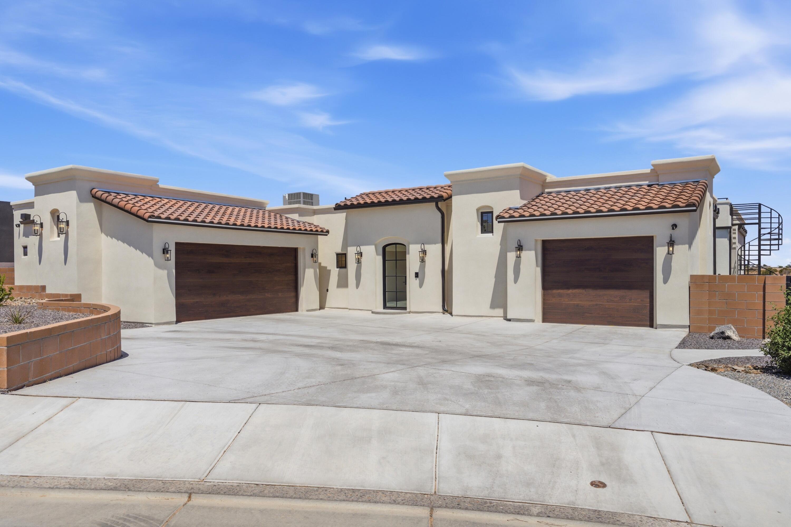 5505 Valiente Road NW