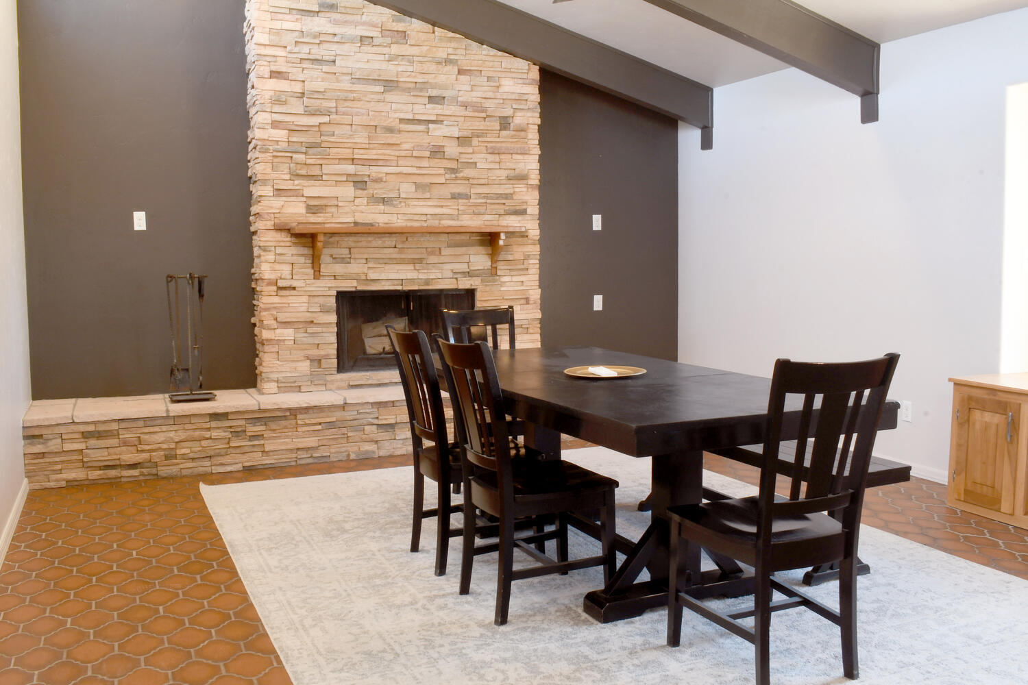 4803 Leon Grande Avenue SE