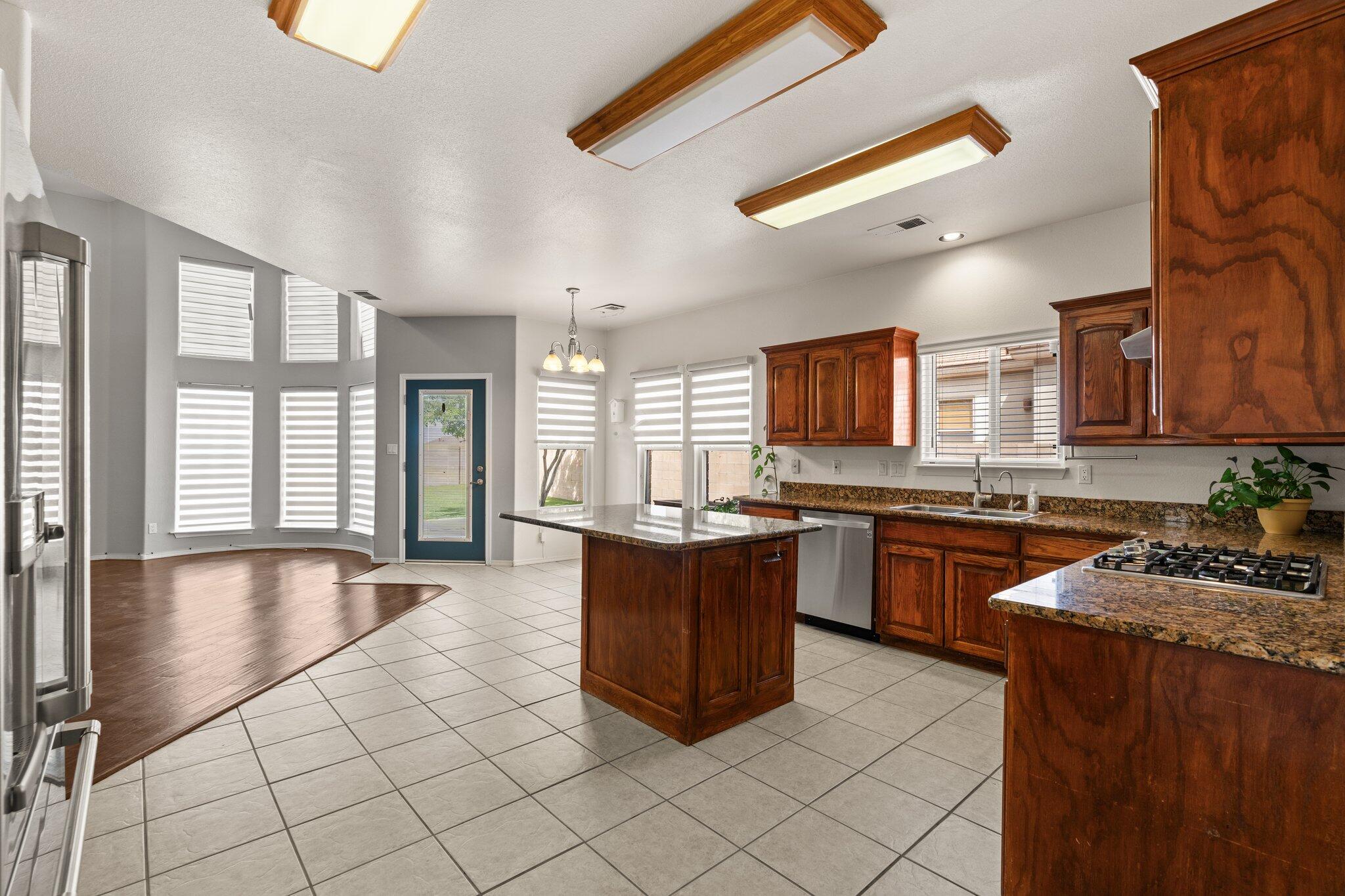 7405 Torin Drive, Albuquerque, New Mexico image 4