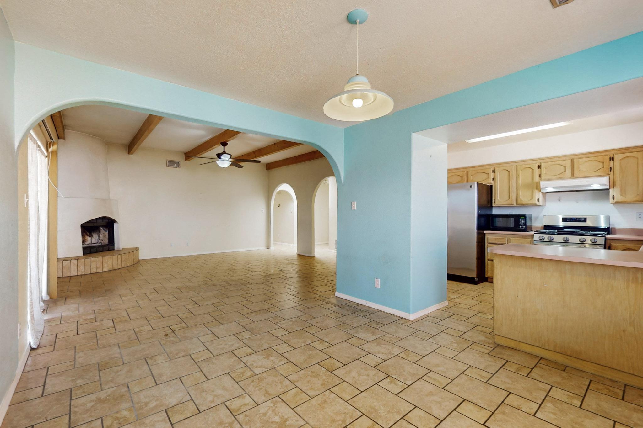 916 Lee Trevino Drive, Rio Communities, New Mexico image 15