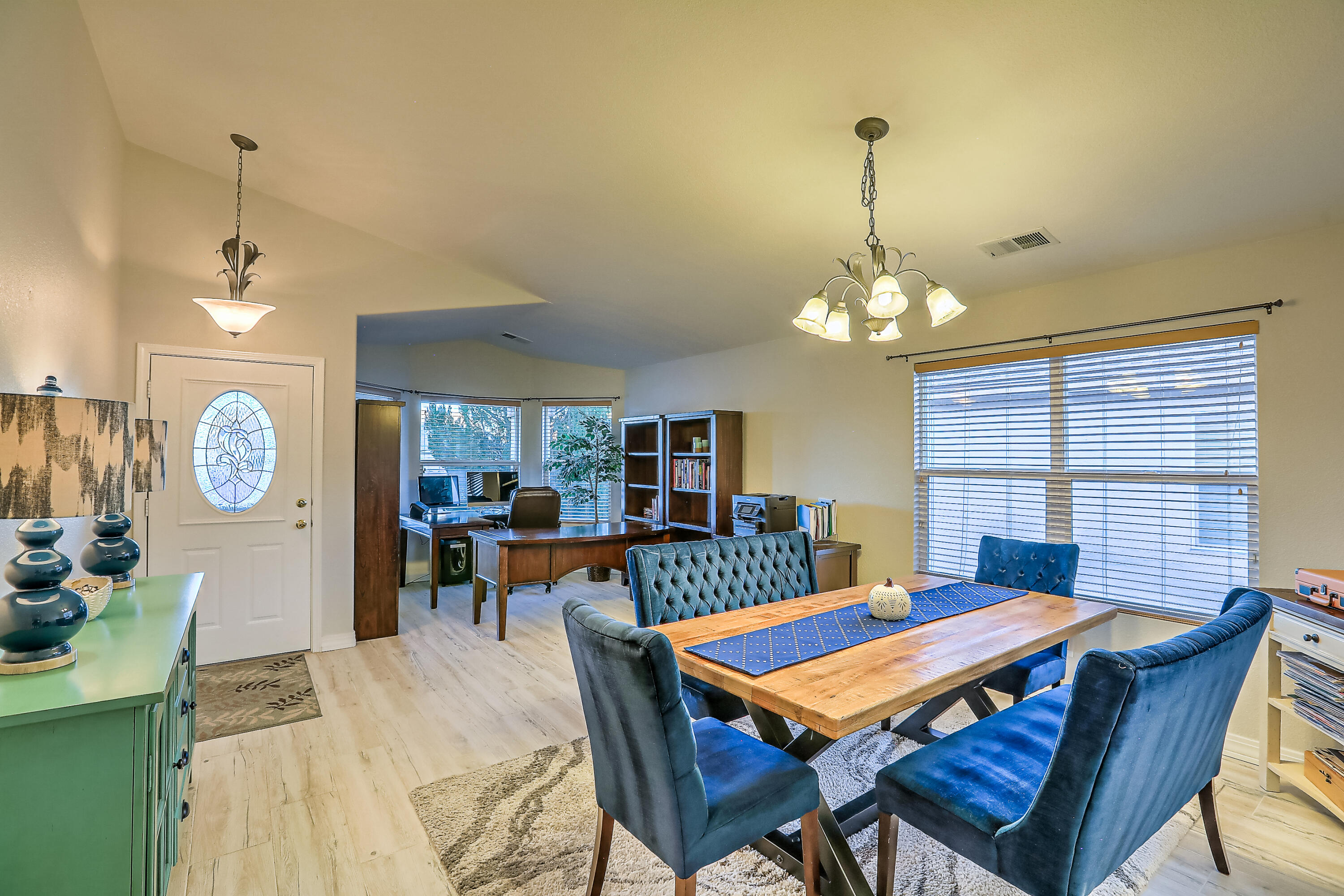 6332 Calle Tesoro NW