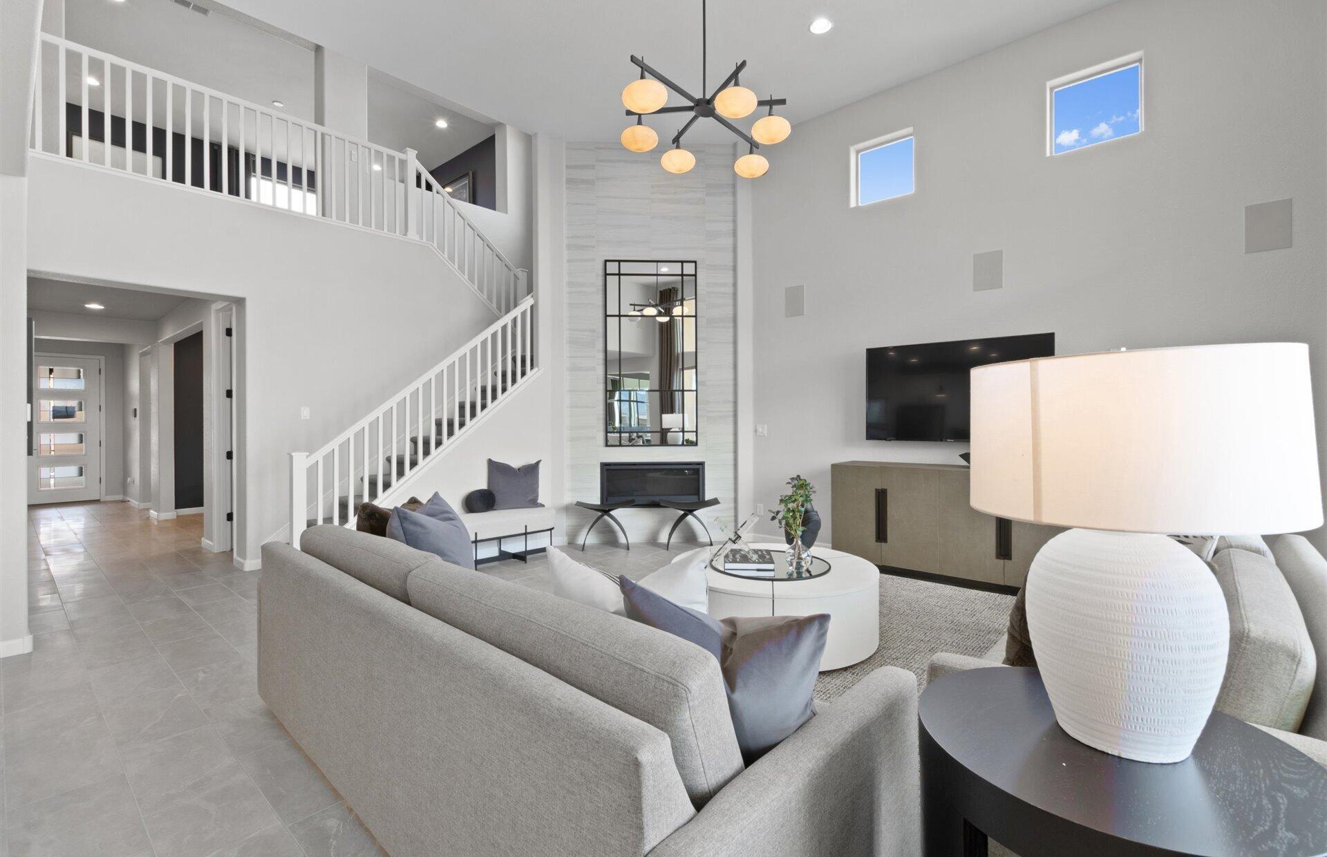 8344 Steinbeck Way NW