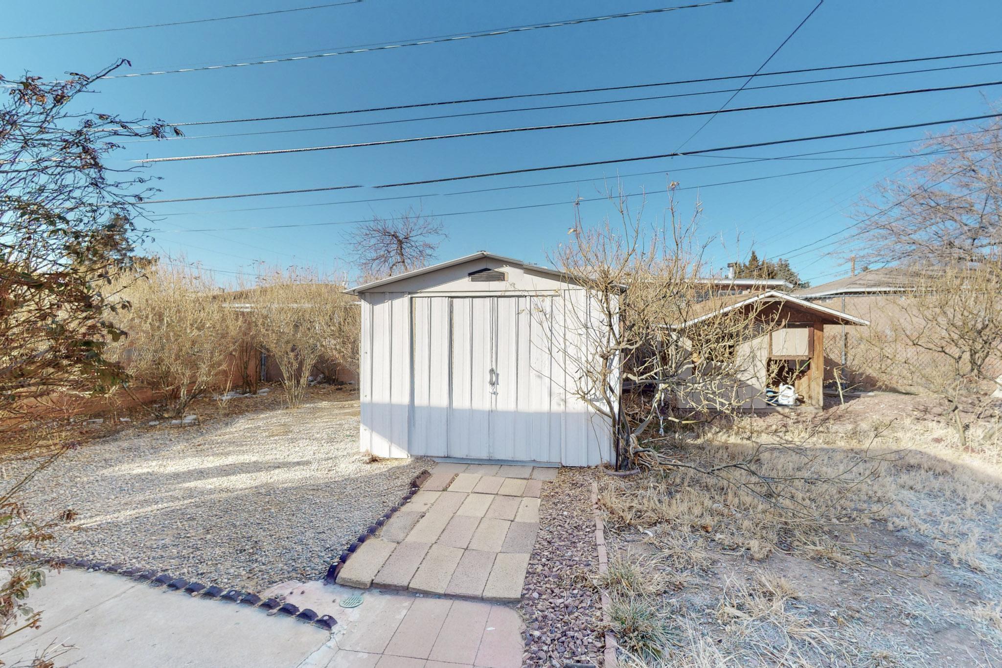 8407 Menaul Boulevard, Albuquerque, New Mexico image 43