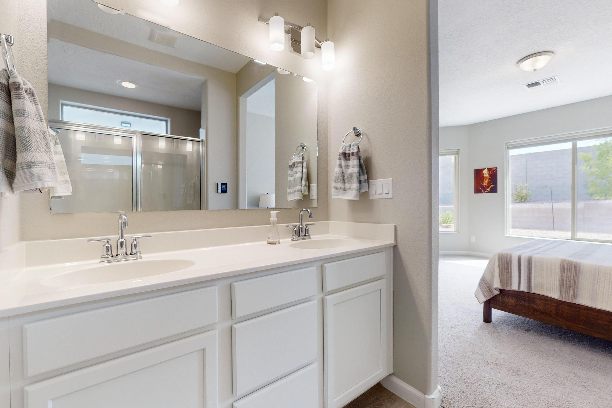 12108 Echo Valley Lane, Albuquerque, New Mexico image 21
