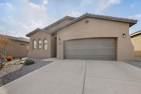 Photo of 1742 Tesoro Loop NW, Los Lunas, NM 87031 (MLS # 1098303)