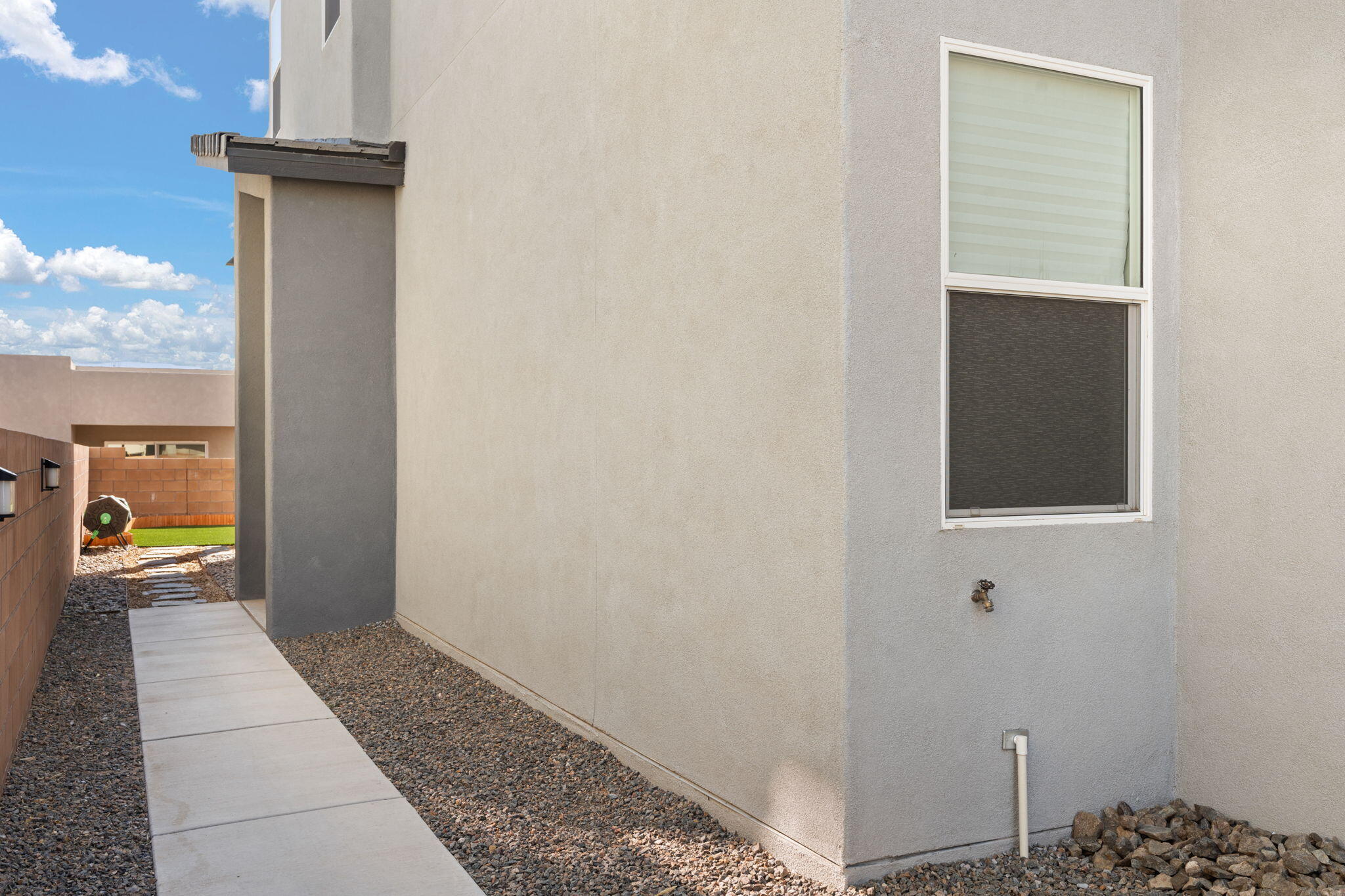 2422 Lynn Road, Rio Rancho, New Mexico image 4