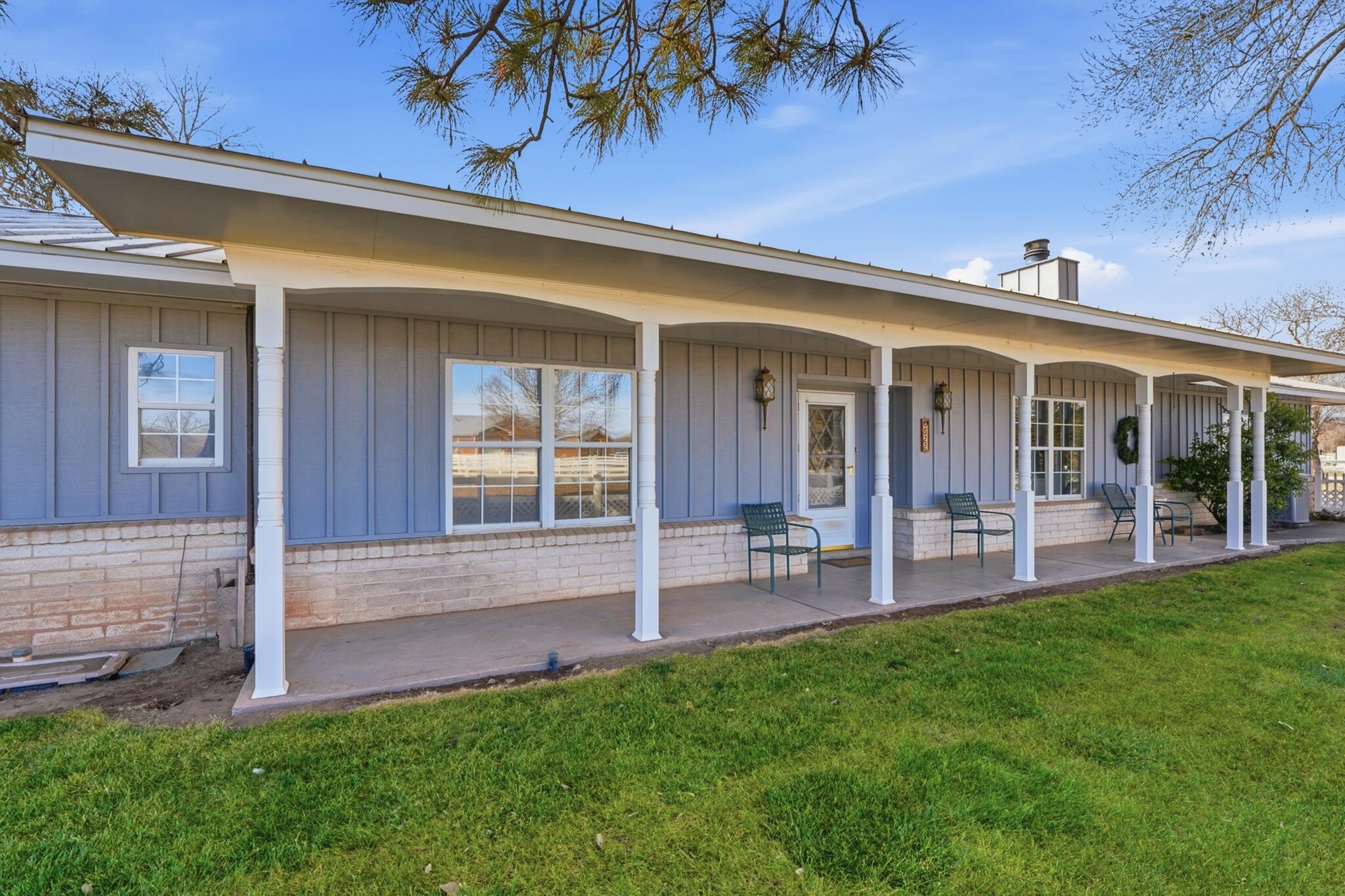 522 Clark Circle SW