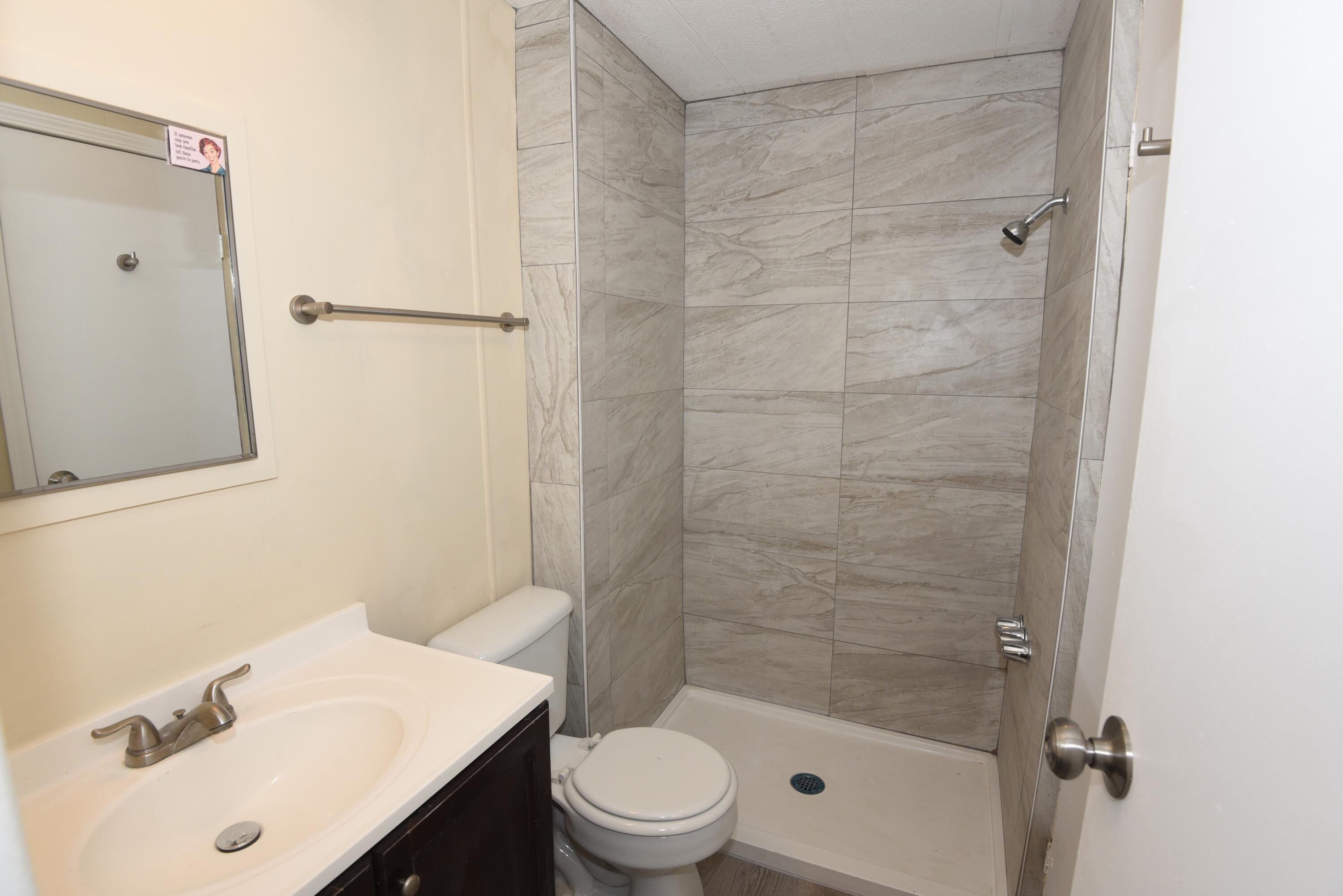 1048 Maverick Lane SE