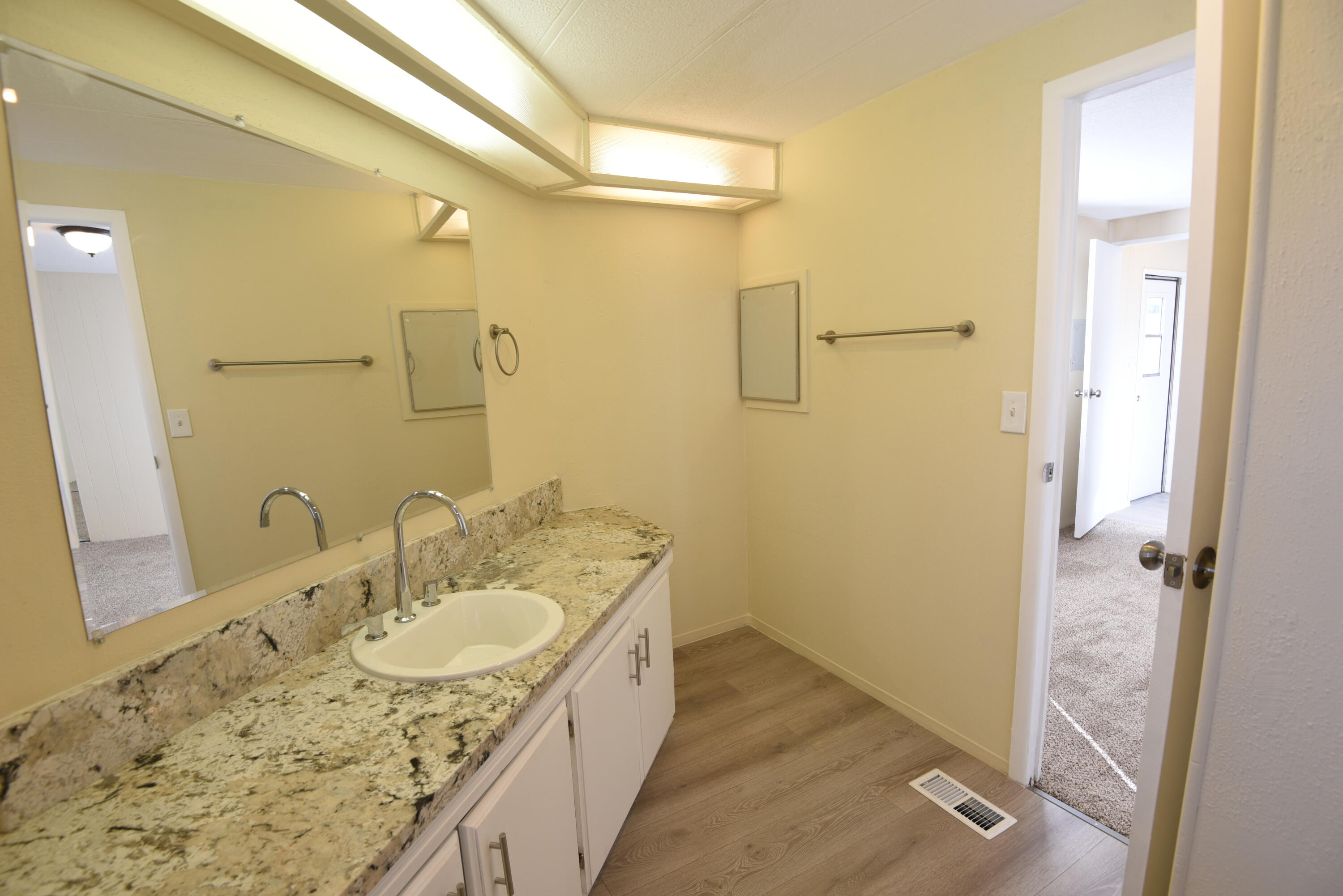 1048 Maverick Lane SE