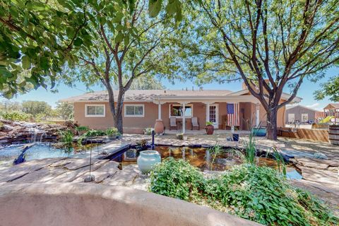 Photo of 38 ELIAS Road, Los Lunas, NM 87031 (MLS # 1082831)