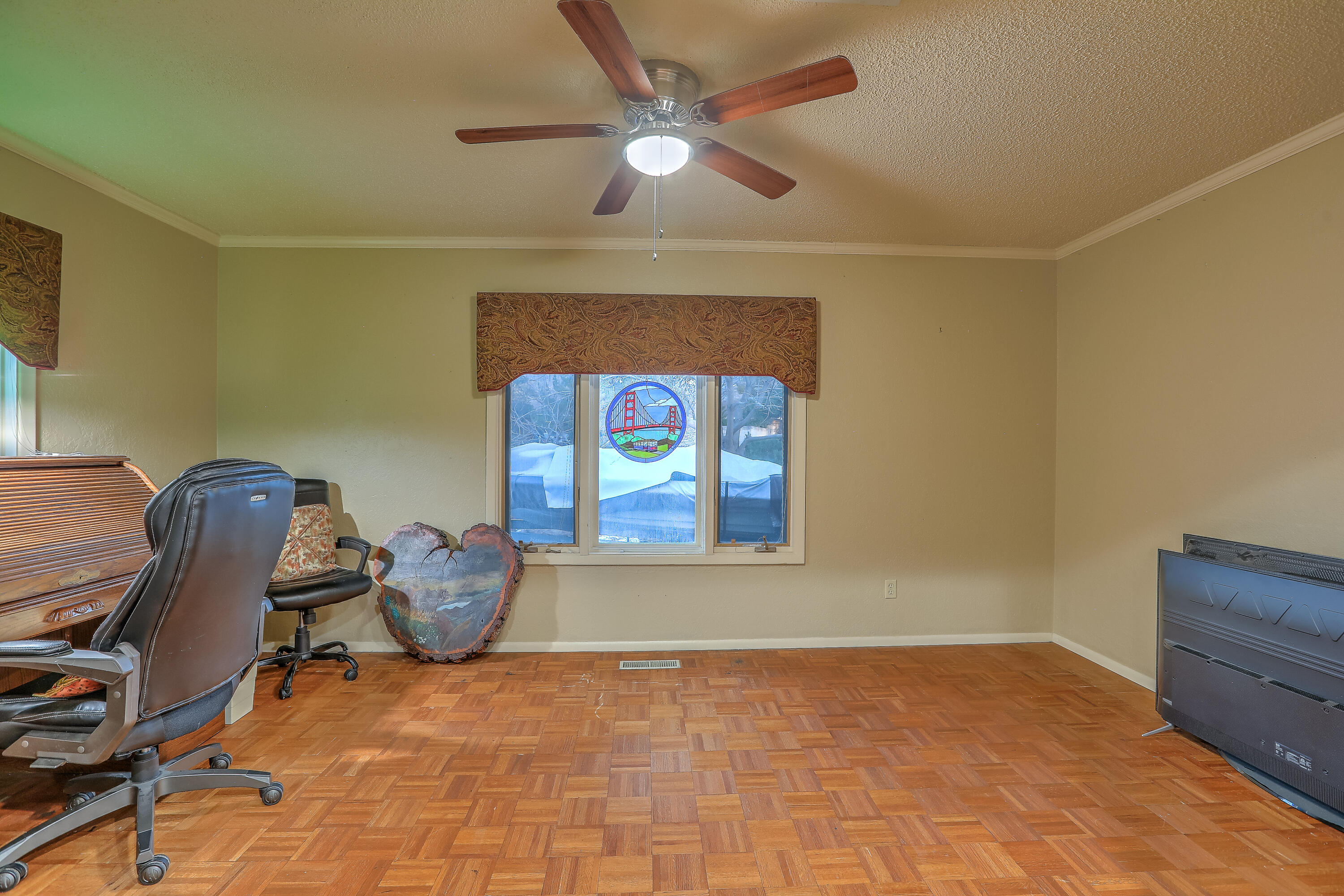 1005 MORINA Court NE