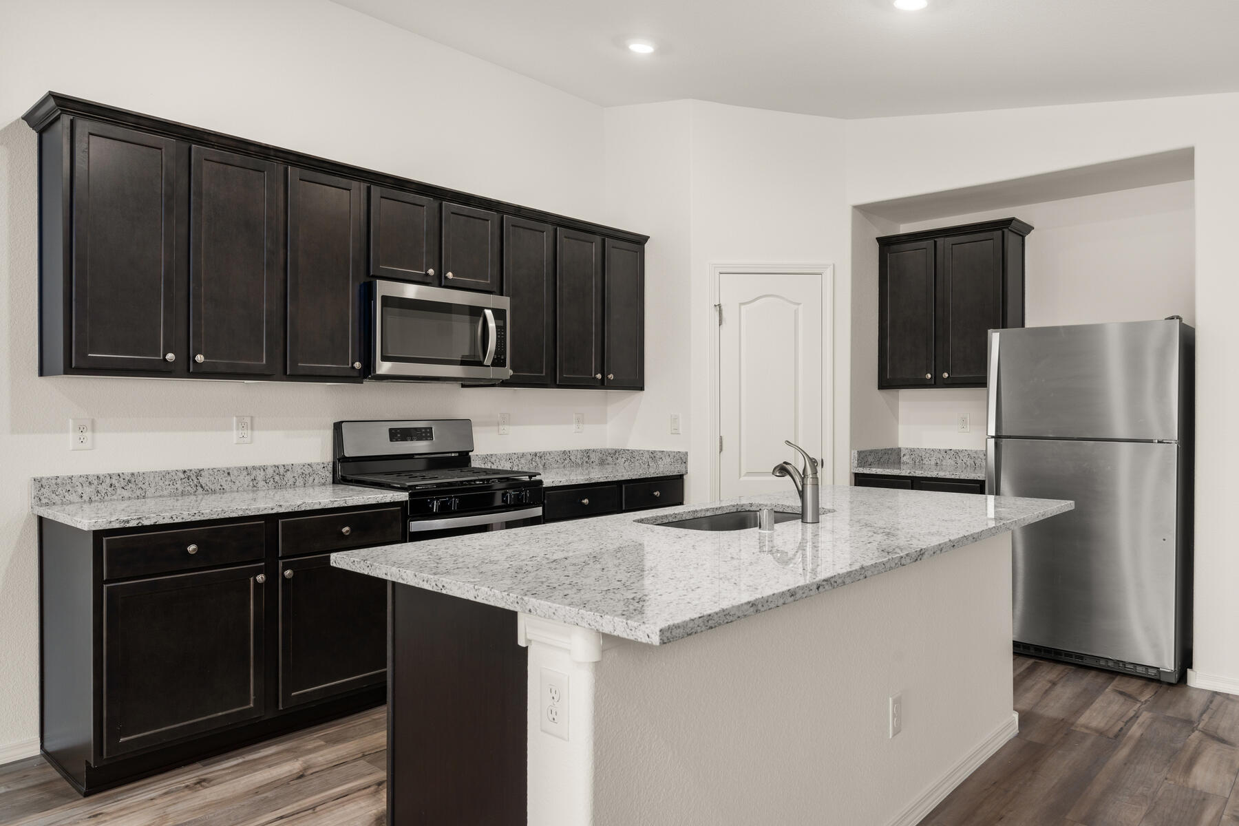 396 Audrey Avenue, Los Lunas, New Mexico image 4