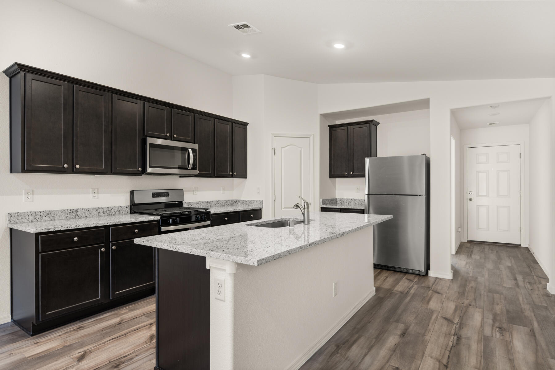 396 Audrey Avenue, Los Lunas, New Mexico image 5