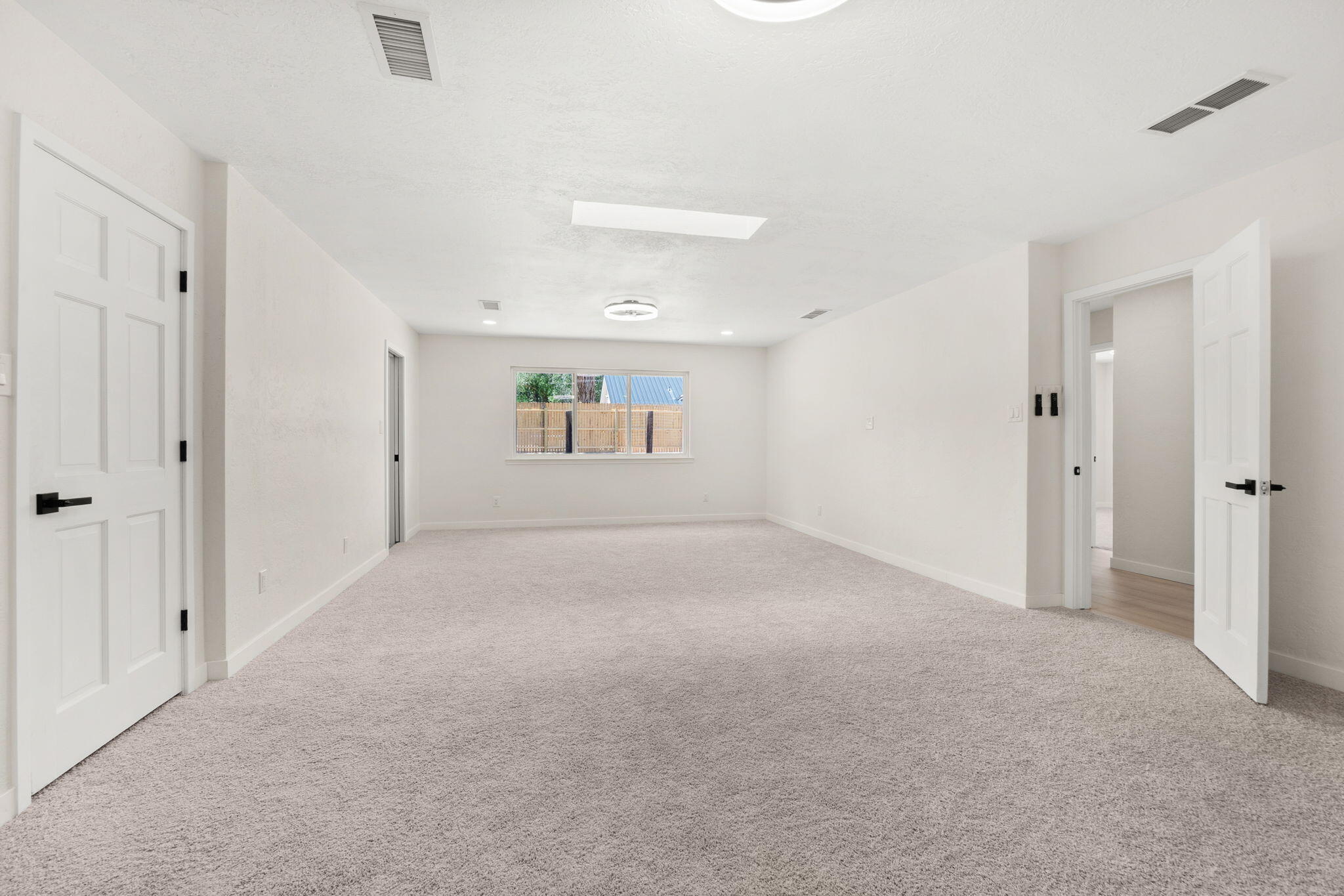 697 W Meadowlark Lane, Corrales, North Carolina image 39