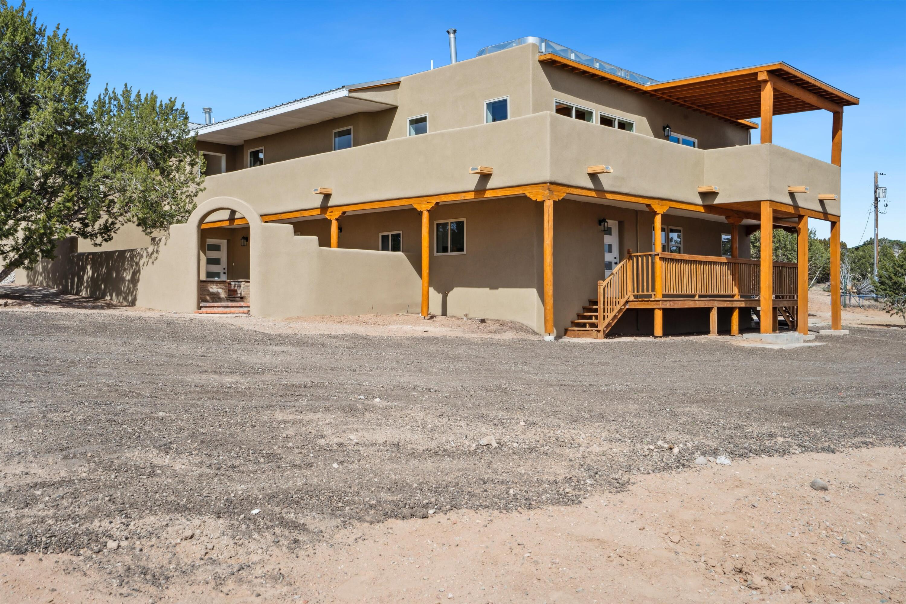 30A Arroyo Coyote Road, Santa Fe, New Mexico image 1