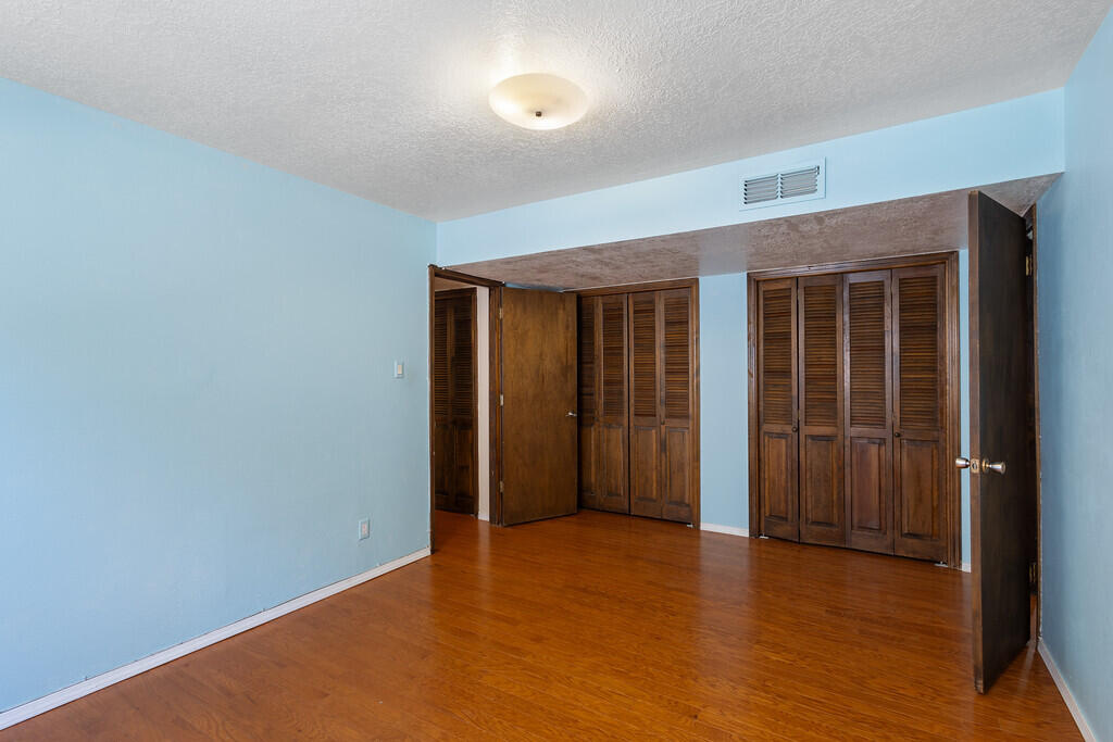2704 La Charles Drive, Albuquerque, New Mexico image 37