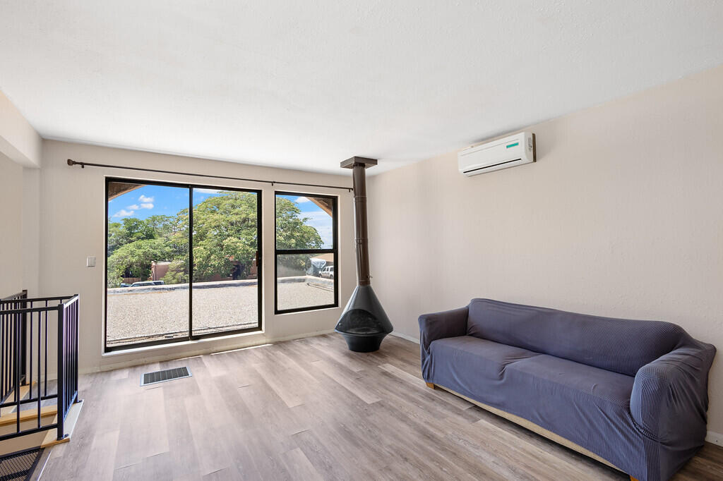 2704 La Charles Drive, Albuquerque, New Mexico image 19