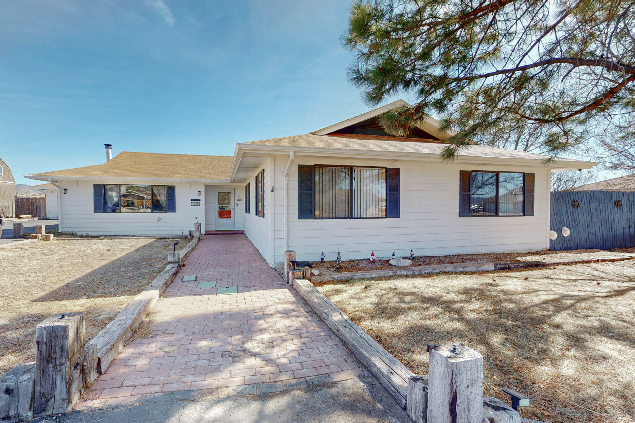 1725 N North Hills Boulevard, Grants, New Mexico image 1